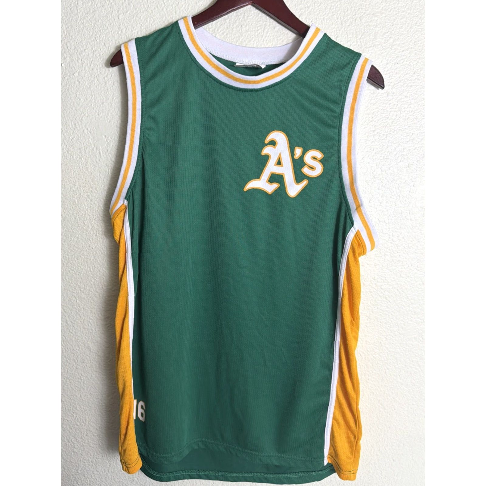 Vintage VINTAGE Sacramento A’s Adult XXL Tank Top Green Yellow Red Hawk Promo Fits Like Mens L Size US XXL / EU 58 / 5 - 2 Thumbnail