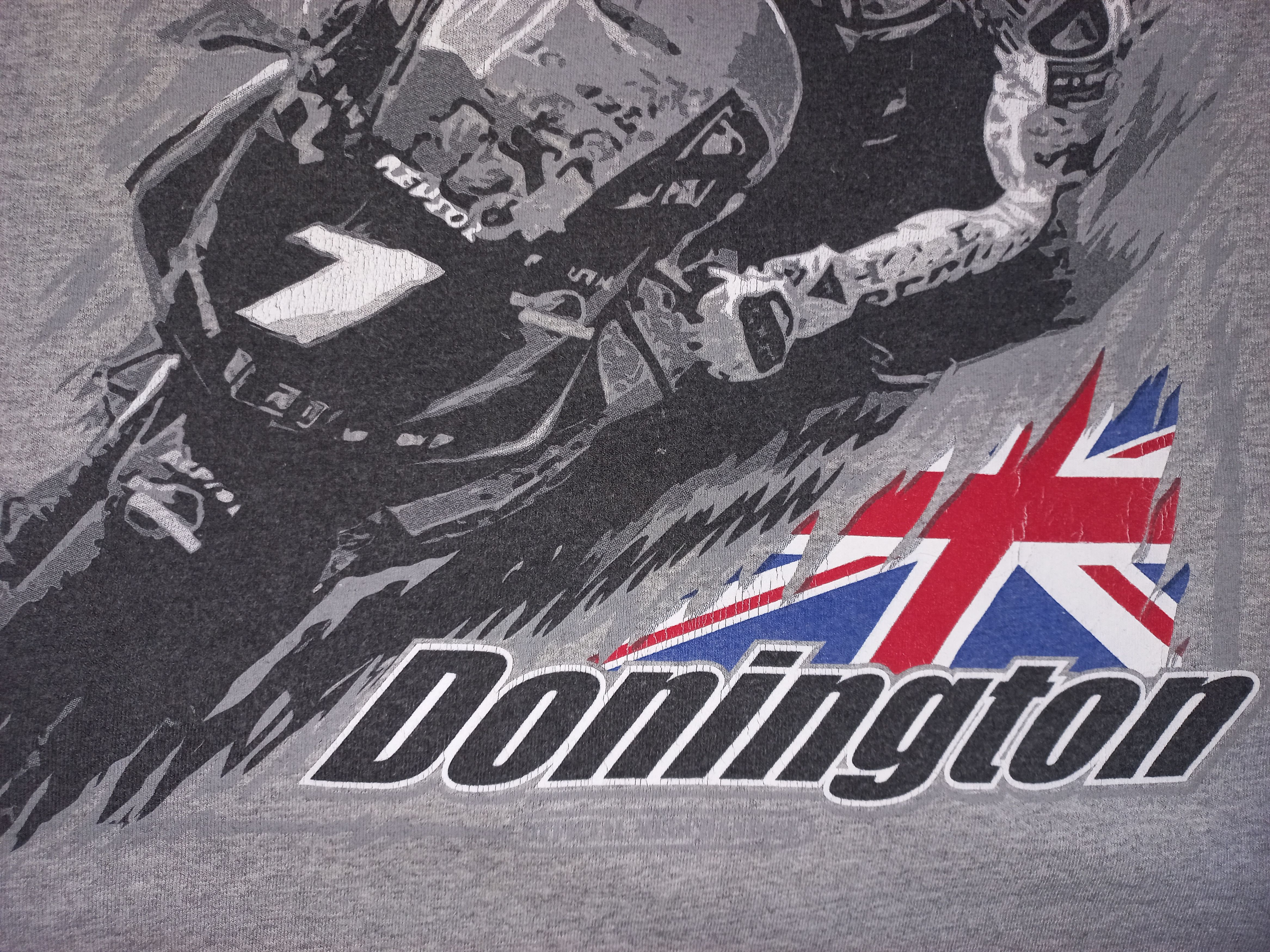 Gildan Vintage MotoGP British Grand Prix 2003 shirt (Size 2XL) Size US XXL / EU 58 / 5 - 6 Thumbnail