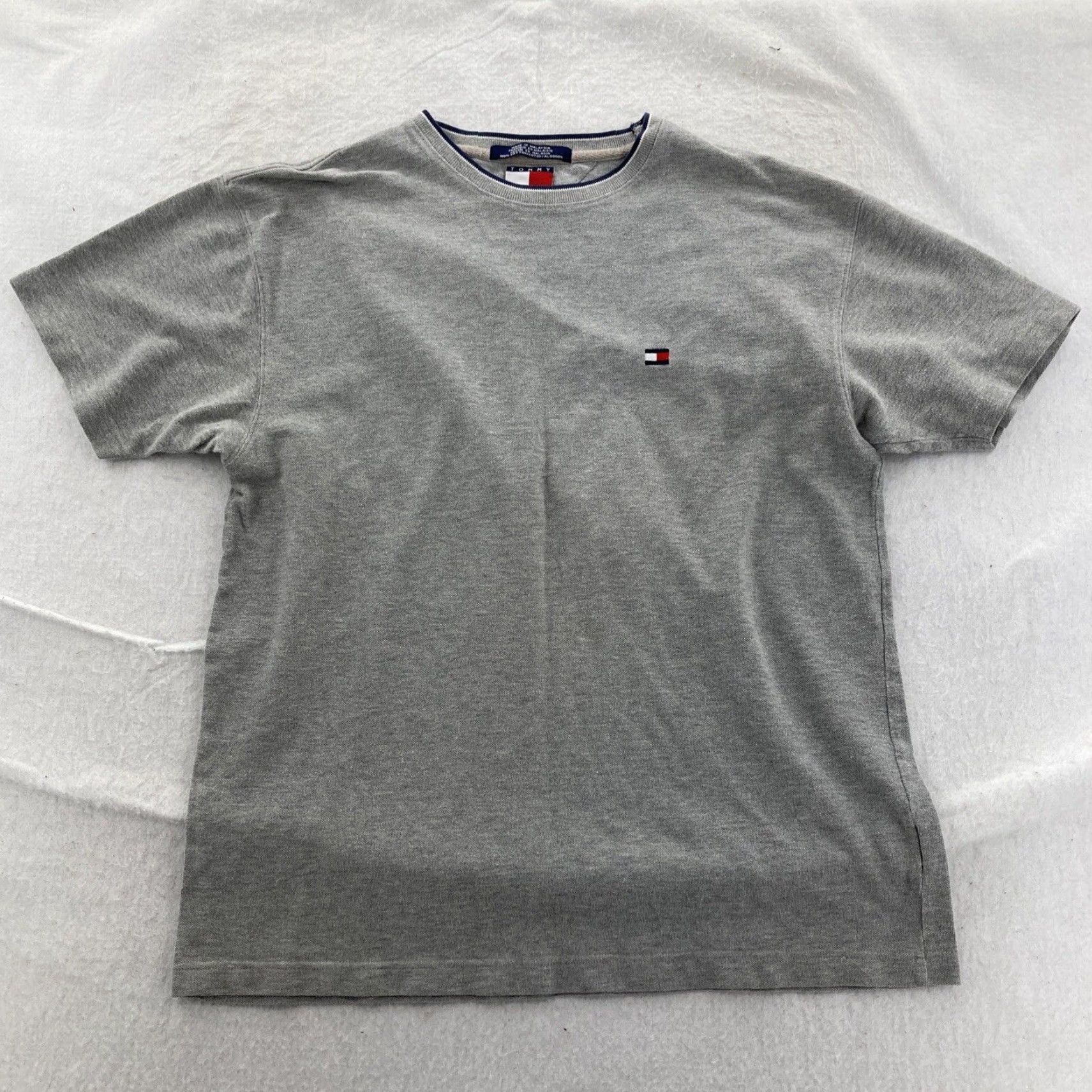 Tommy Hilfiger VINTAGE Tommy Hilfiger Shirt Mens M Gray Short Sleeve Crew Neck Logo T-Shirt - Cotton Blend Jersey All Seasons Size US M / EU 48-50 / 2 - 2 Thumbnail