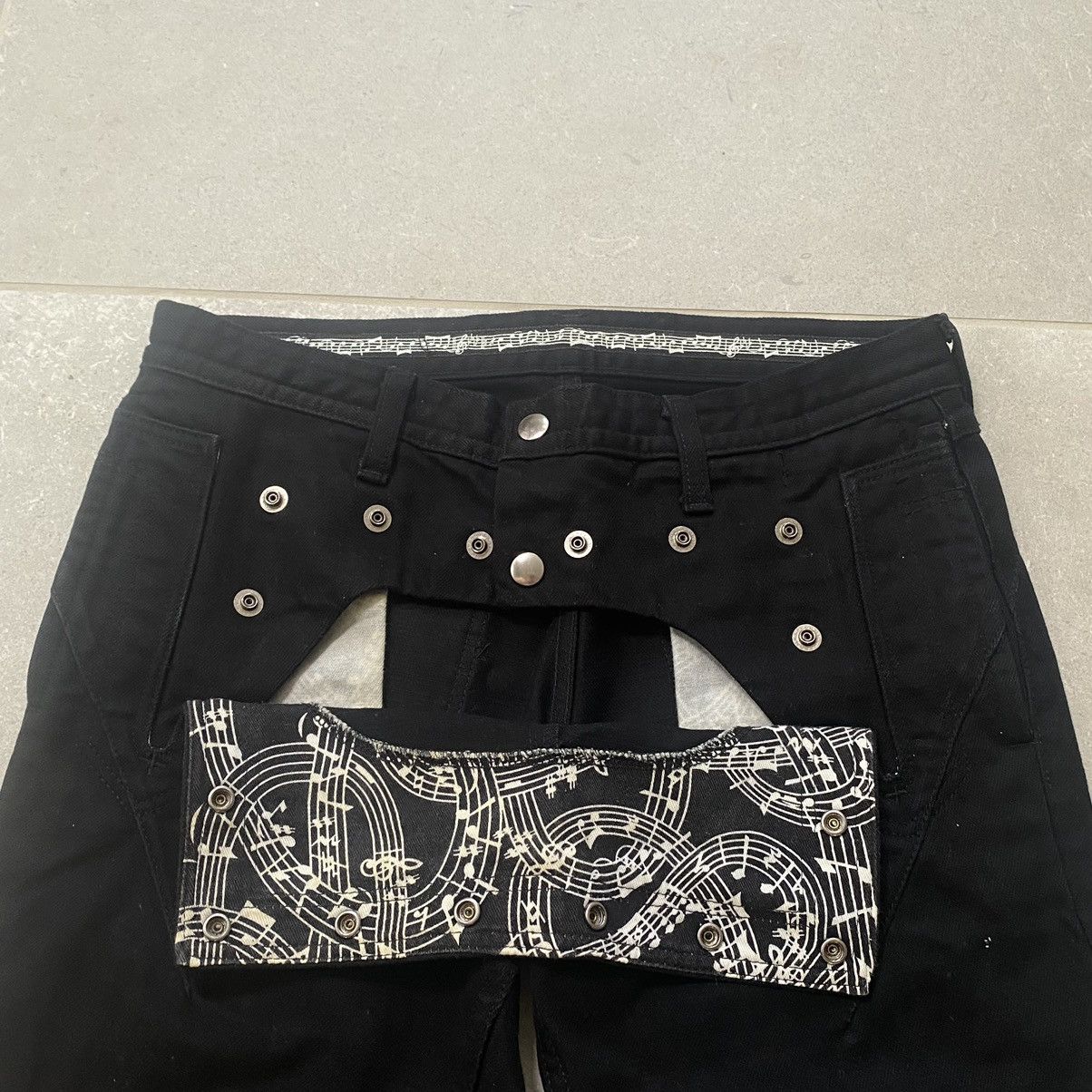Number (N)ine Number (N)ine Black Front Button Pocket Denim Size US 30 / EU 46 - 2 Thumbnail