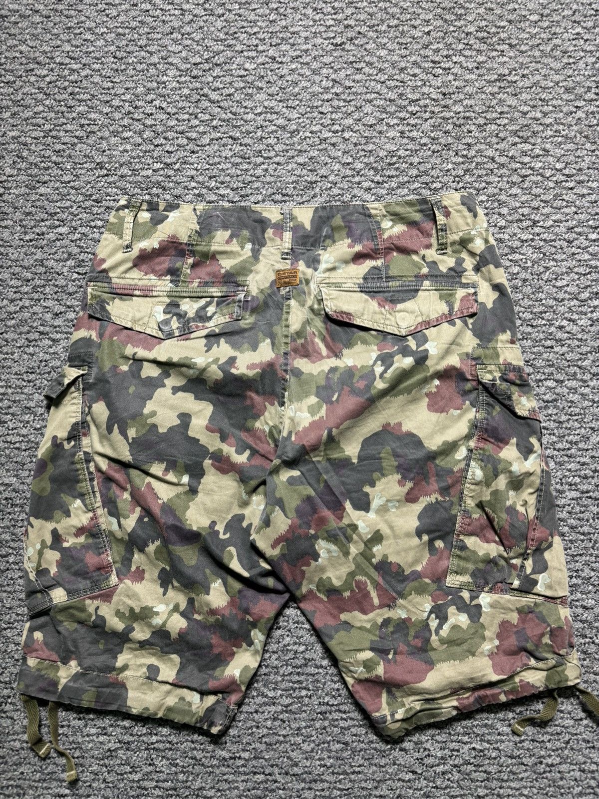 G-Star Vintage Raw G Star Cargo Camo shorts Size US 31 - 2 Thumbnail