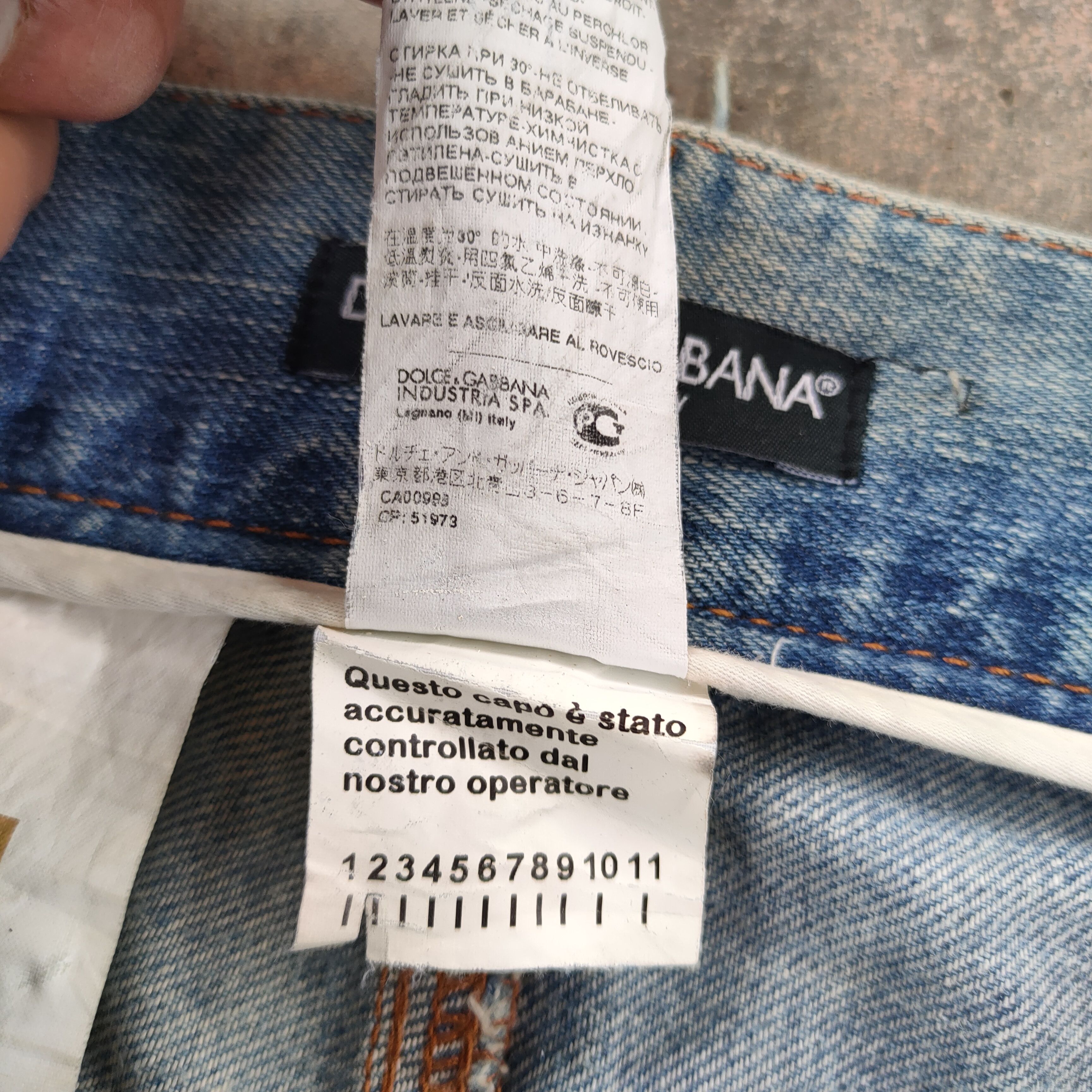Dolce & Gabbana VINTAGE DOLCE & GABBANA RIPPED FADED DENIM JEANS PANTS Size US 37 - 12 Thumbnail