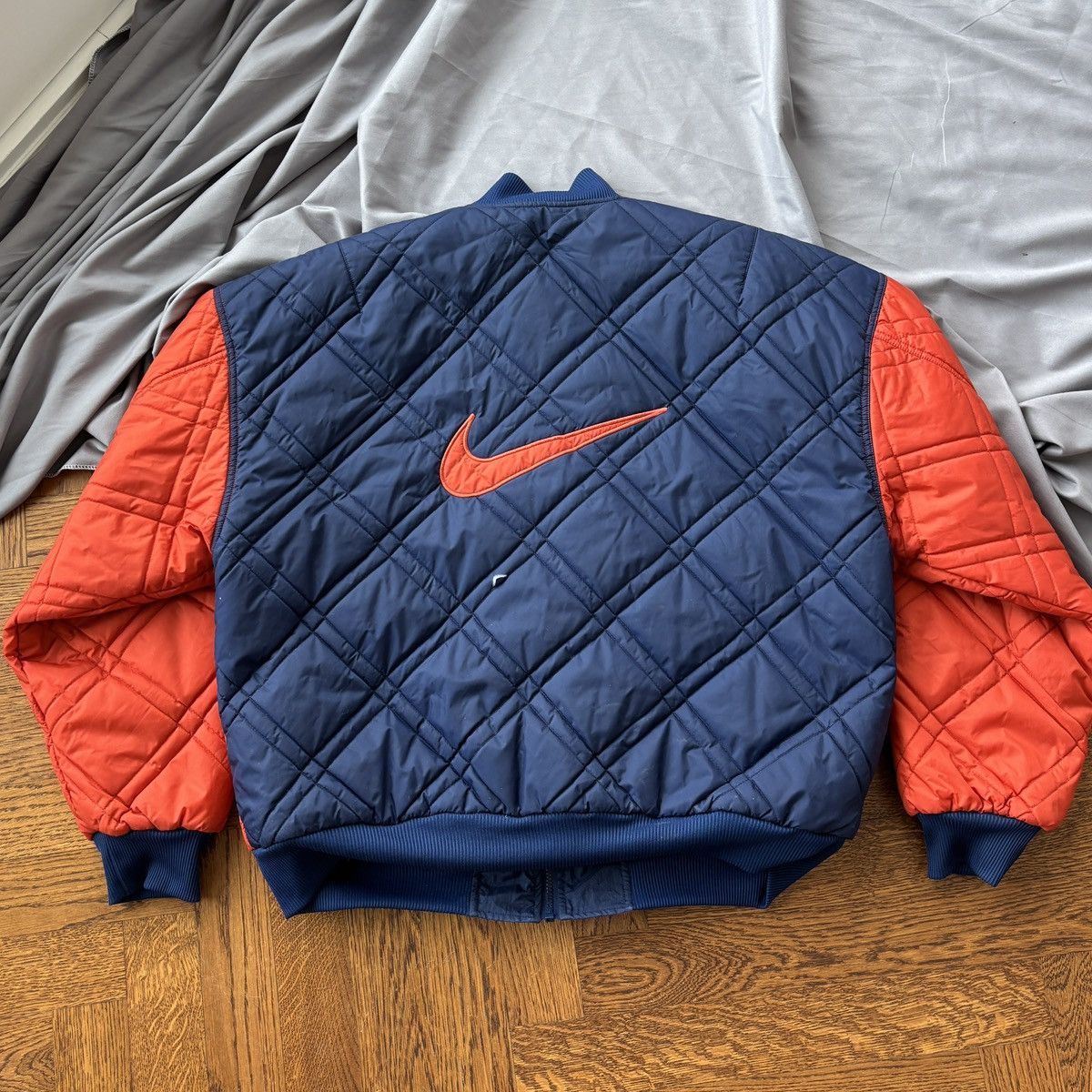 Nike 90s Nike Reversible Bomber Vintage Nike Jacket Quilted Down Size US L / EU 52-54 / 3 - 3 Thumbnail