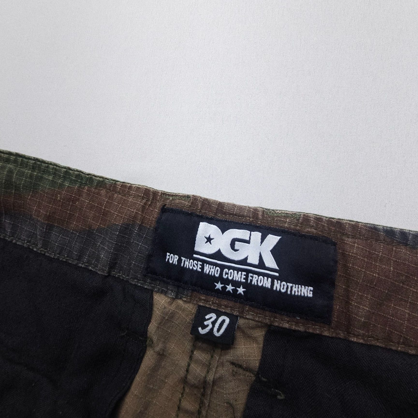 DGK DGK Cargo Pants Mens 30 x 29 Camo Army Straight Leg Regular Fit Cotton Denim Knit 2000s Style Clothing Size US 30 / EU 46 - 7 Thumbnail
