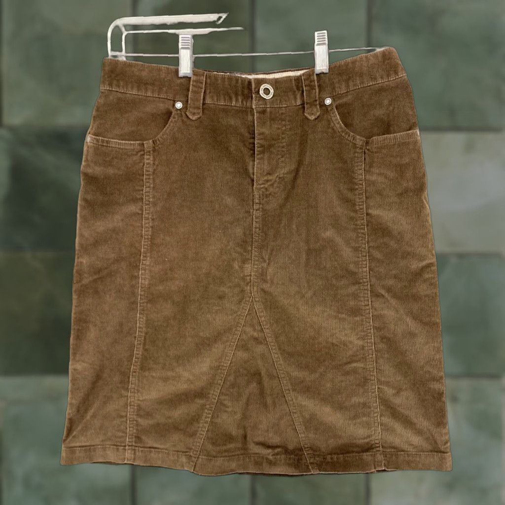 The North Face The North Face Women's Skirt 6 Brown Corduroy Casual Stretch Knee-Length - Logo, Zipper, Mid Rise, Solid - Outdoor Apparel Size 28" / US 6 / IT 42 - 1 Thumbnail