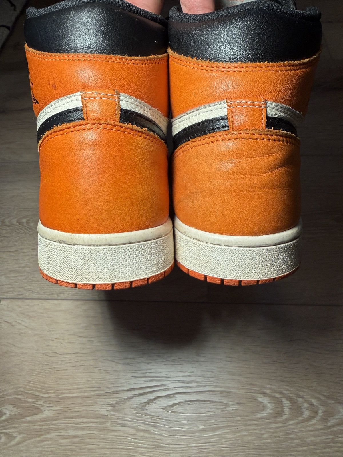 Jordan Brand Air Jordan 1 Shattered Backboard 2015 Size US 10 / EU 43 - 9 Thumbnail