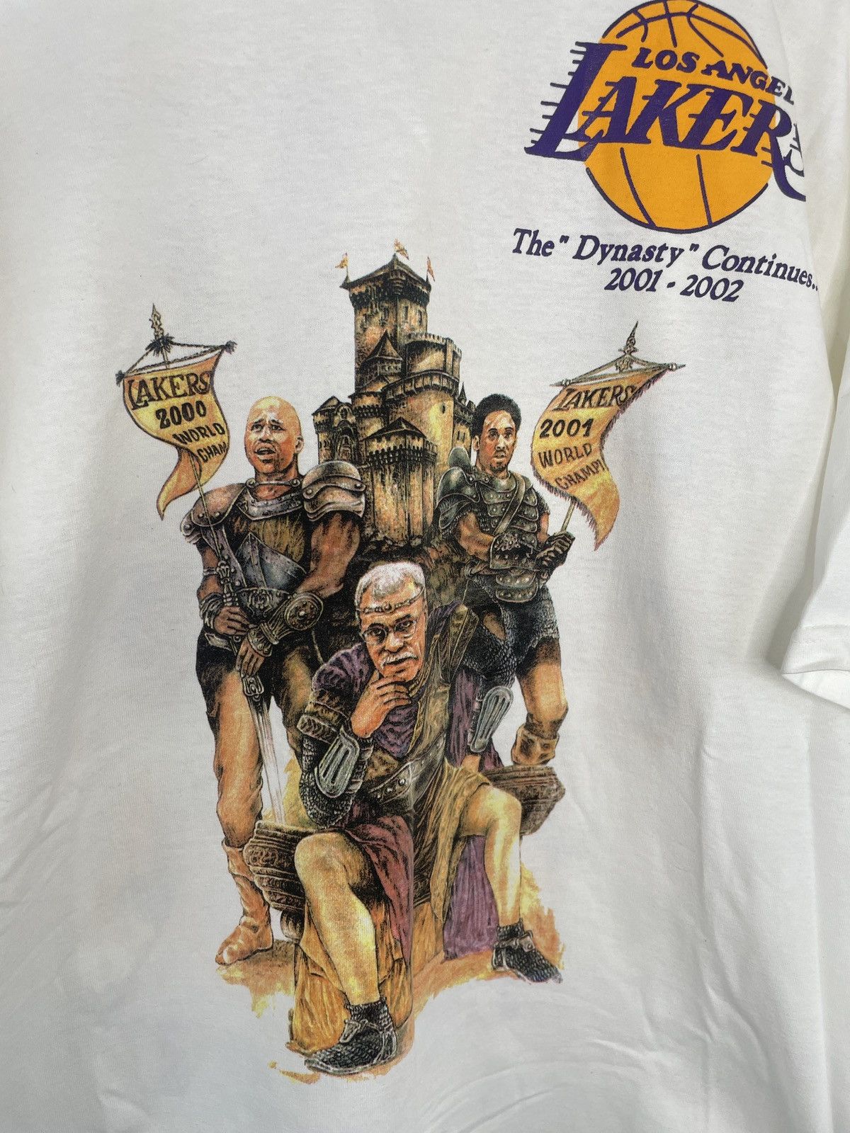 Vintage Lakers Dynasty Tee Size US XL / EU 56 / 4 - 2 Thumbnail