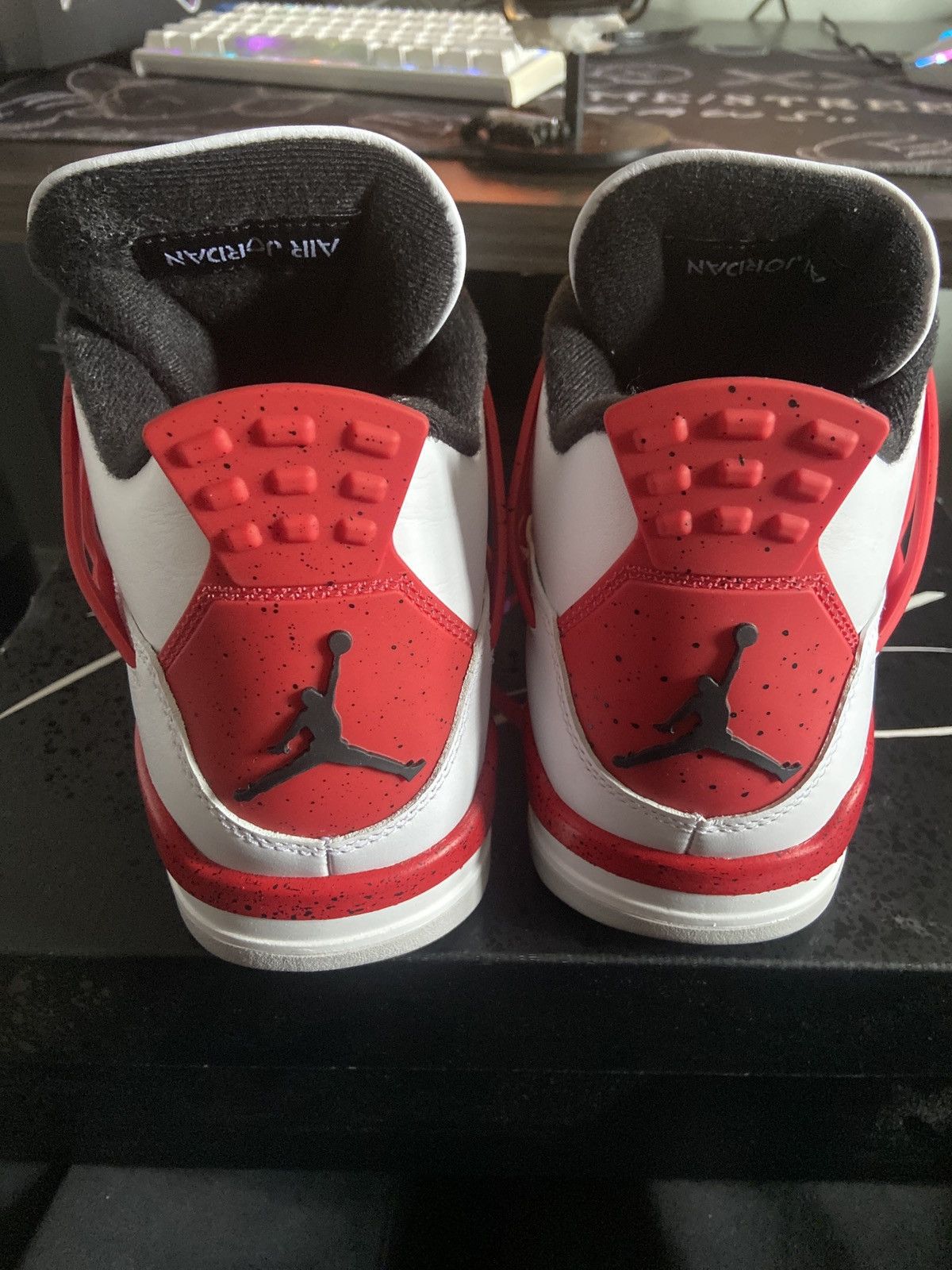 Jordan Brand Jordan 4 Red Cement Size US 10 / EU 43 - 4 Thumbnail