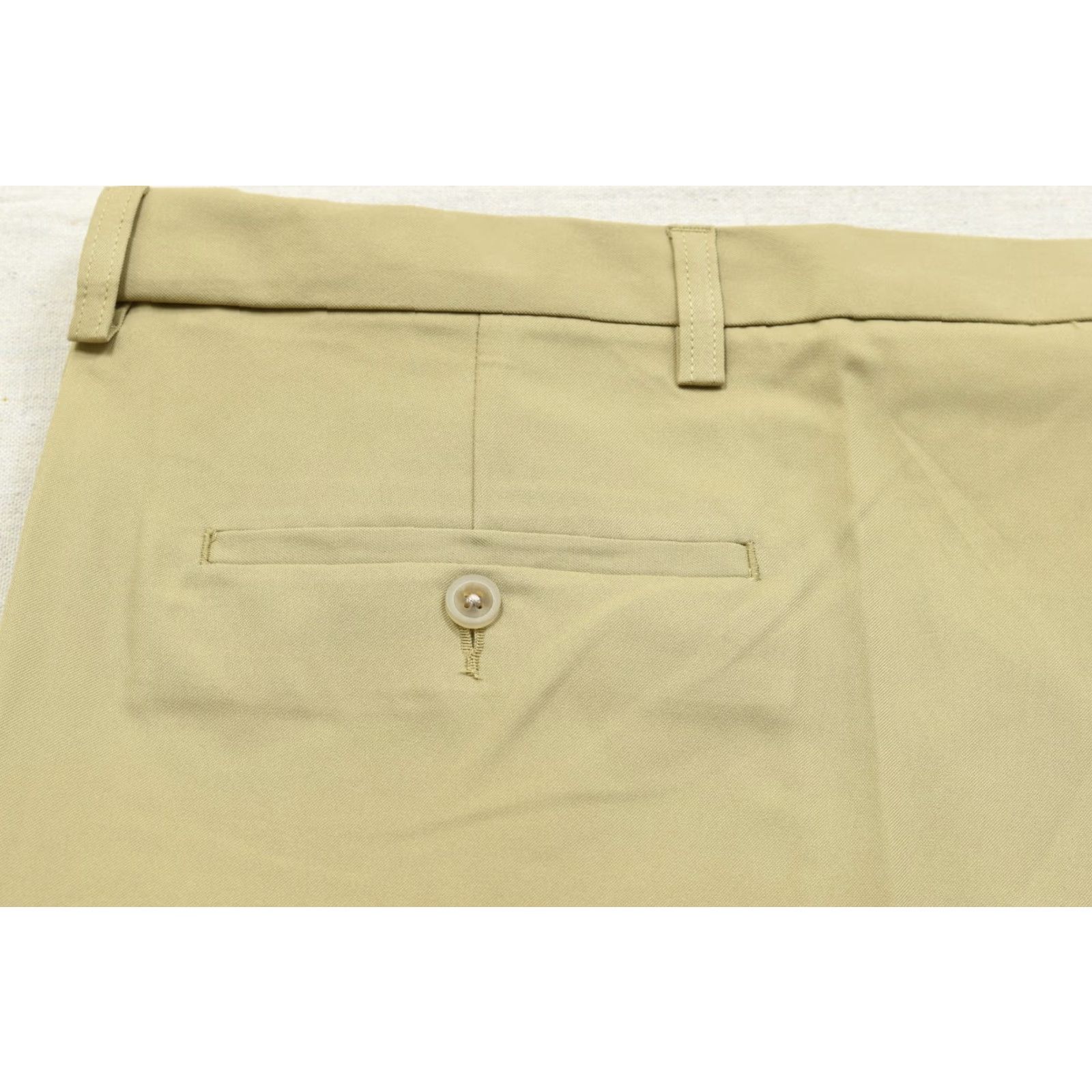 Haggar Haggar Men Flat Front Performance Shorts 60 Khaki Beige 10 Inseam Pockets Chino Golf Summer Spring Size US 44 / EU 60 - 6 Thumbnail