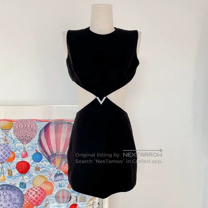 Valentino Valentino Black openwork dress Size M / US 6-8 / IT 42-44 - 1 Thumbnail