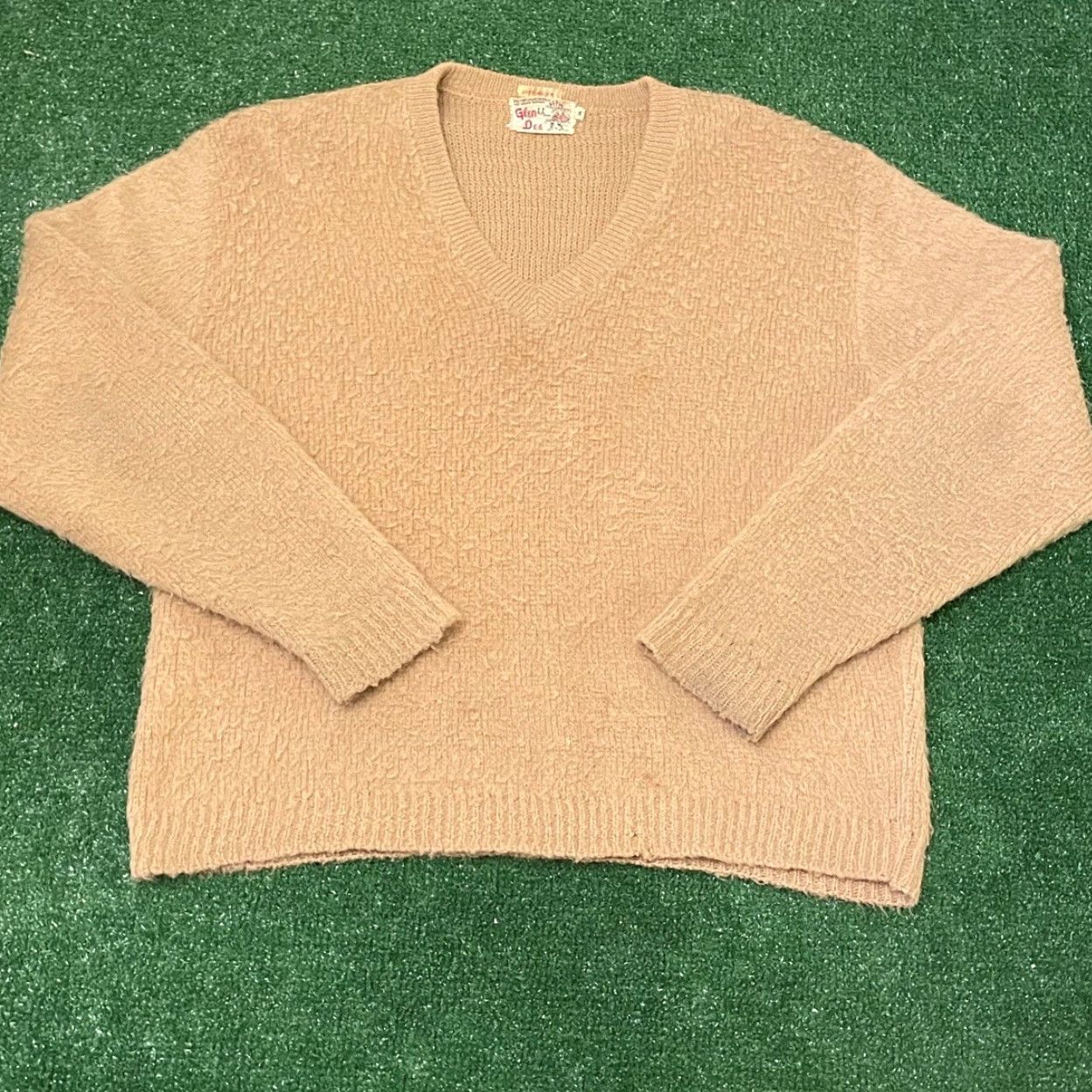 Vintage VINTAGE 60s Mohair Sweater Brown Tan V Neck Grunge Kurt Cobain Size M Glen Dee Mens Size US M / EU 48-50 / 2 - 3 Thumbnail