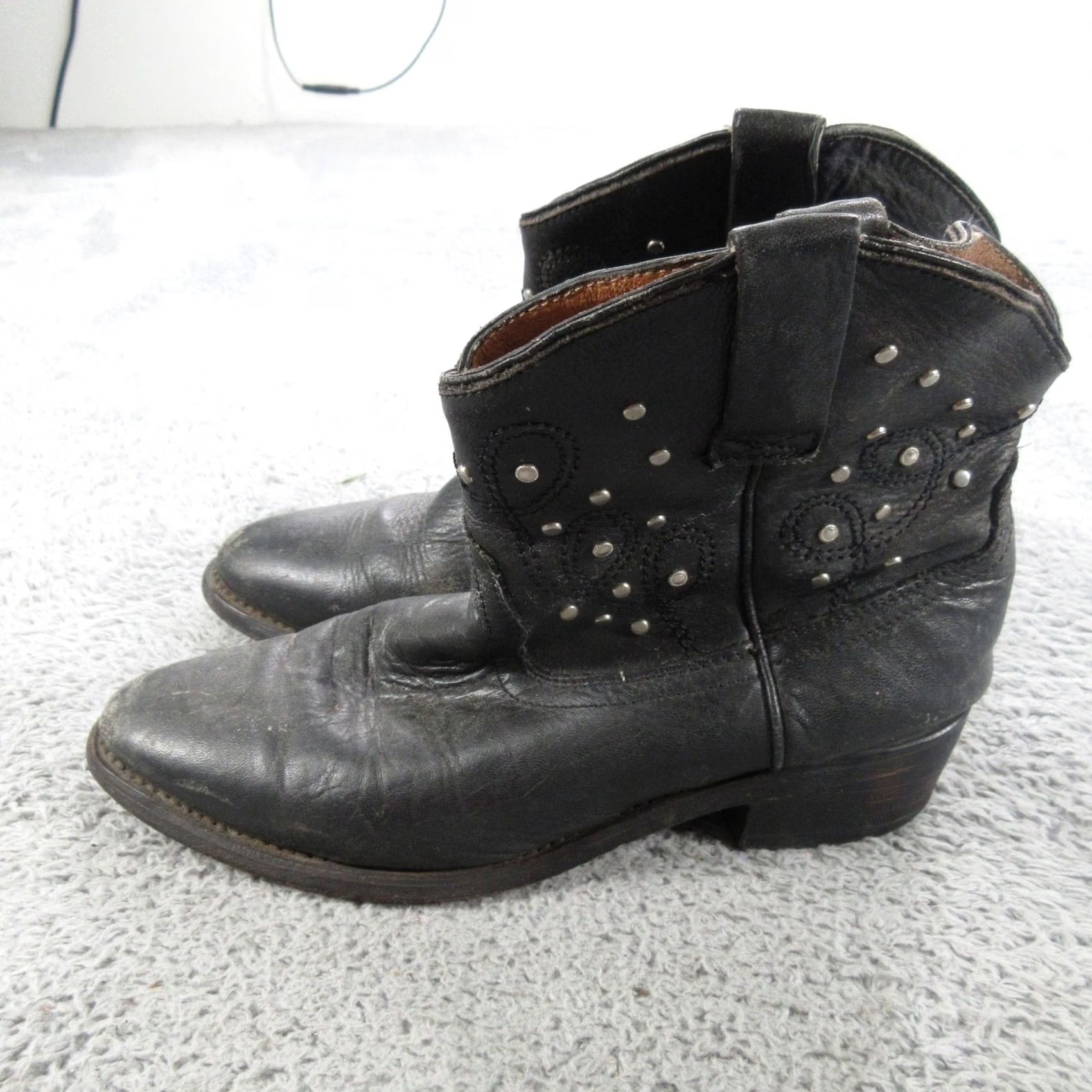 Vintage Cozumel Boots Womens 7.5 Black Leather Studded Ankle Western Block Heel Size US 8 / IT 38 - 2 Thumbnail