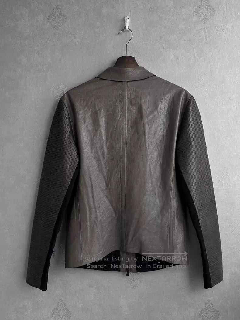 Emporio Armani EMPORIO ARMANI Twisted Sleeve Leather Jacket i Size US S / EU 44-46 / 1 - 2 Thumbnail