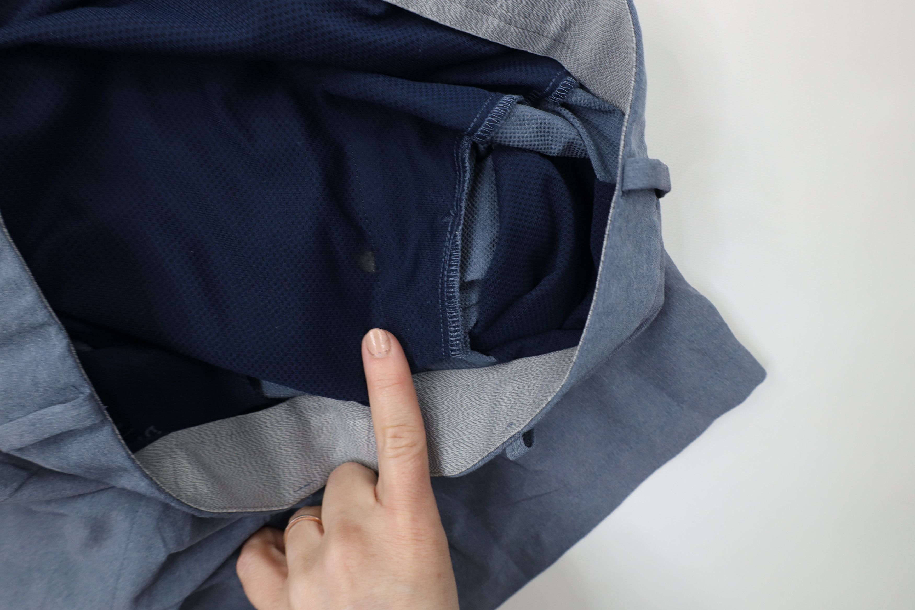 Nike × Vintage Nike Dri-Fit Chambray Front Stretch Tech Golf Chino Shorts Size US 35 - 9 Thumbnail