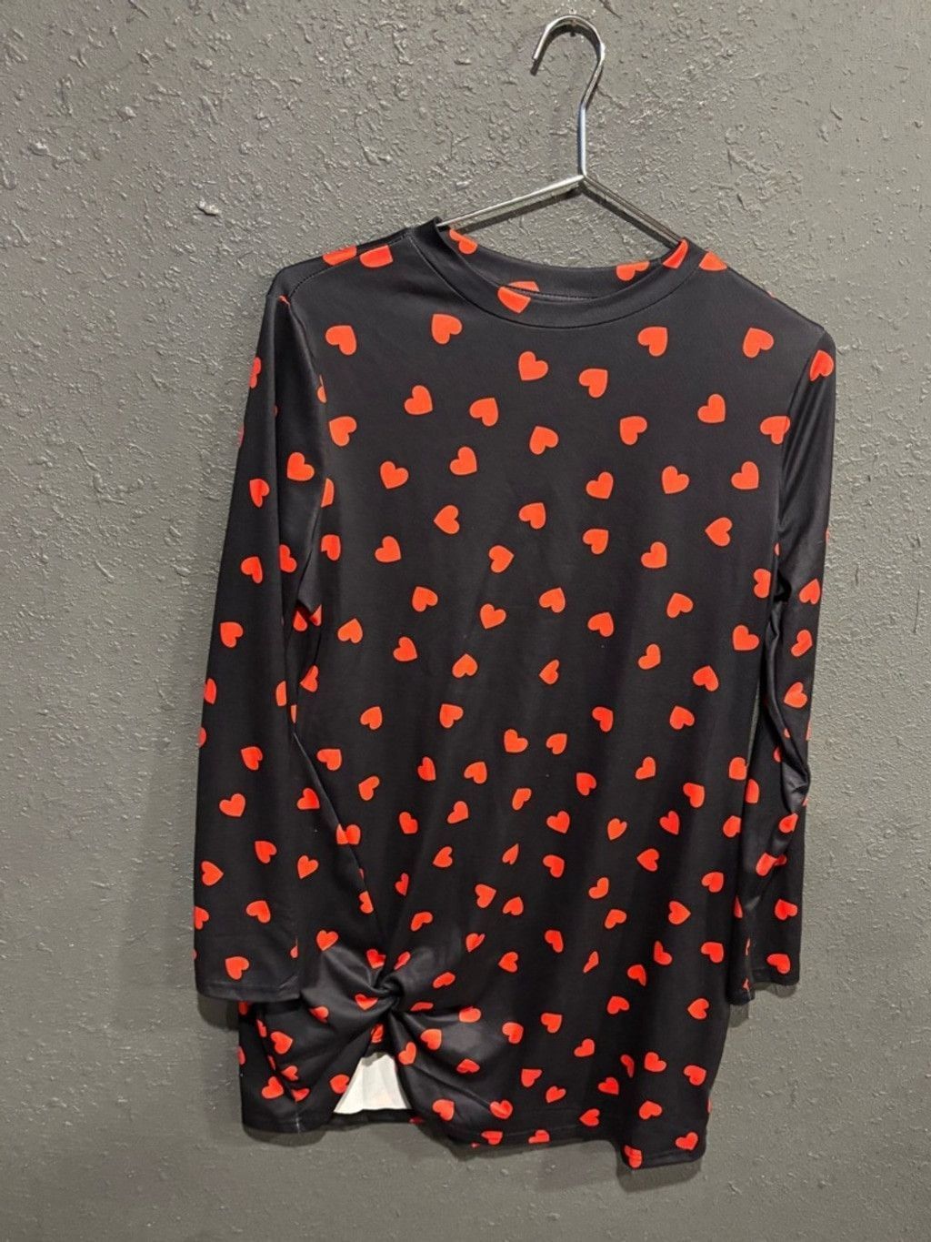 Shein SHEIN Black Heart Print Long Sleeve Nightgown- Red Hearts Size L / US 10 / IT 46 - 1 Thumbnail
