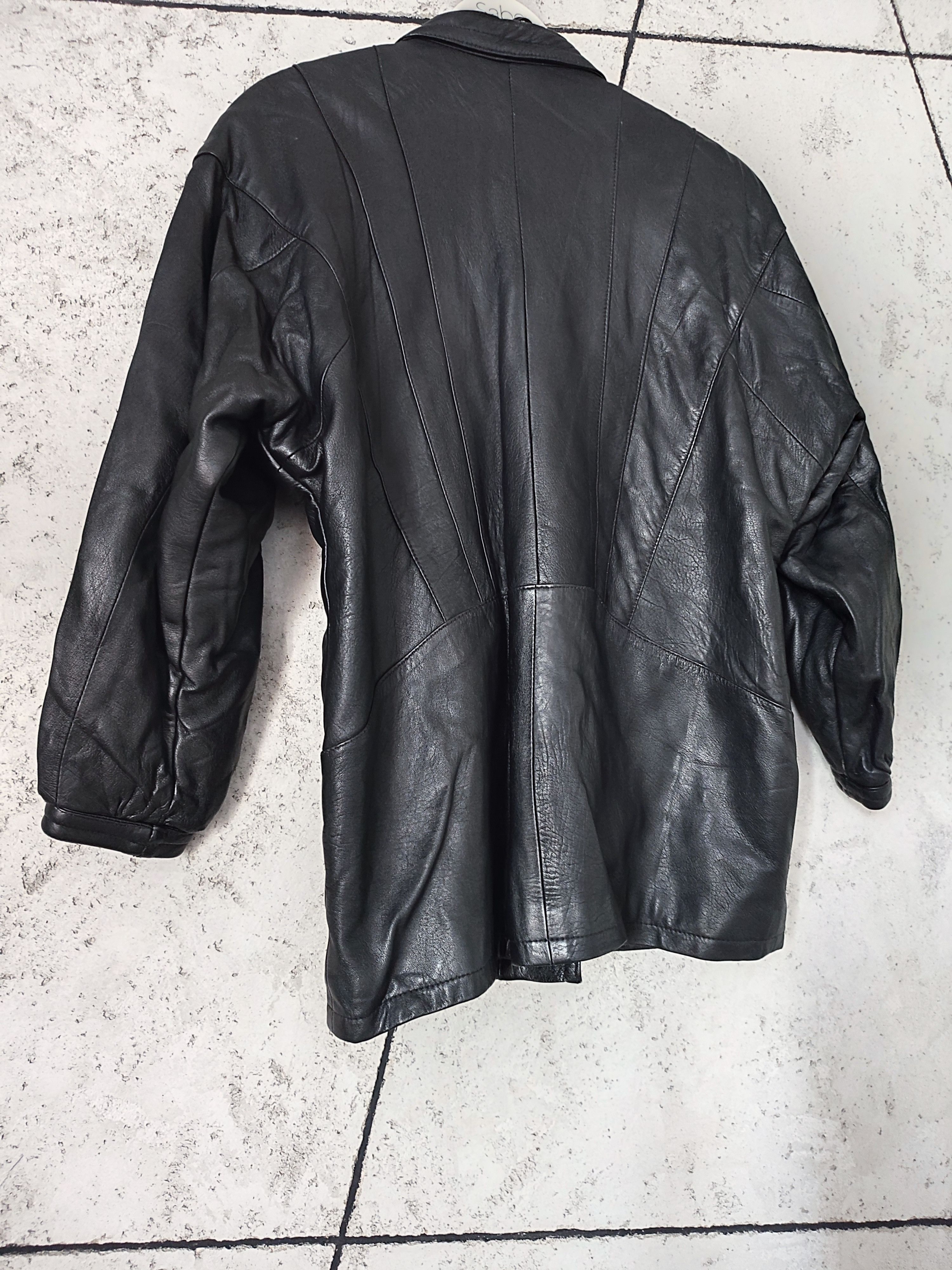 Other Vintage black oversize leather jacket size 40 autumn Size M / US 6-8 / IT 42-44 - 3 Thumbnail