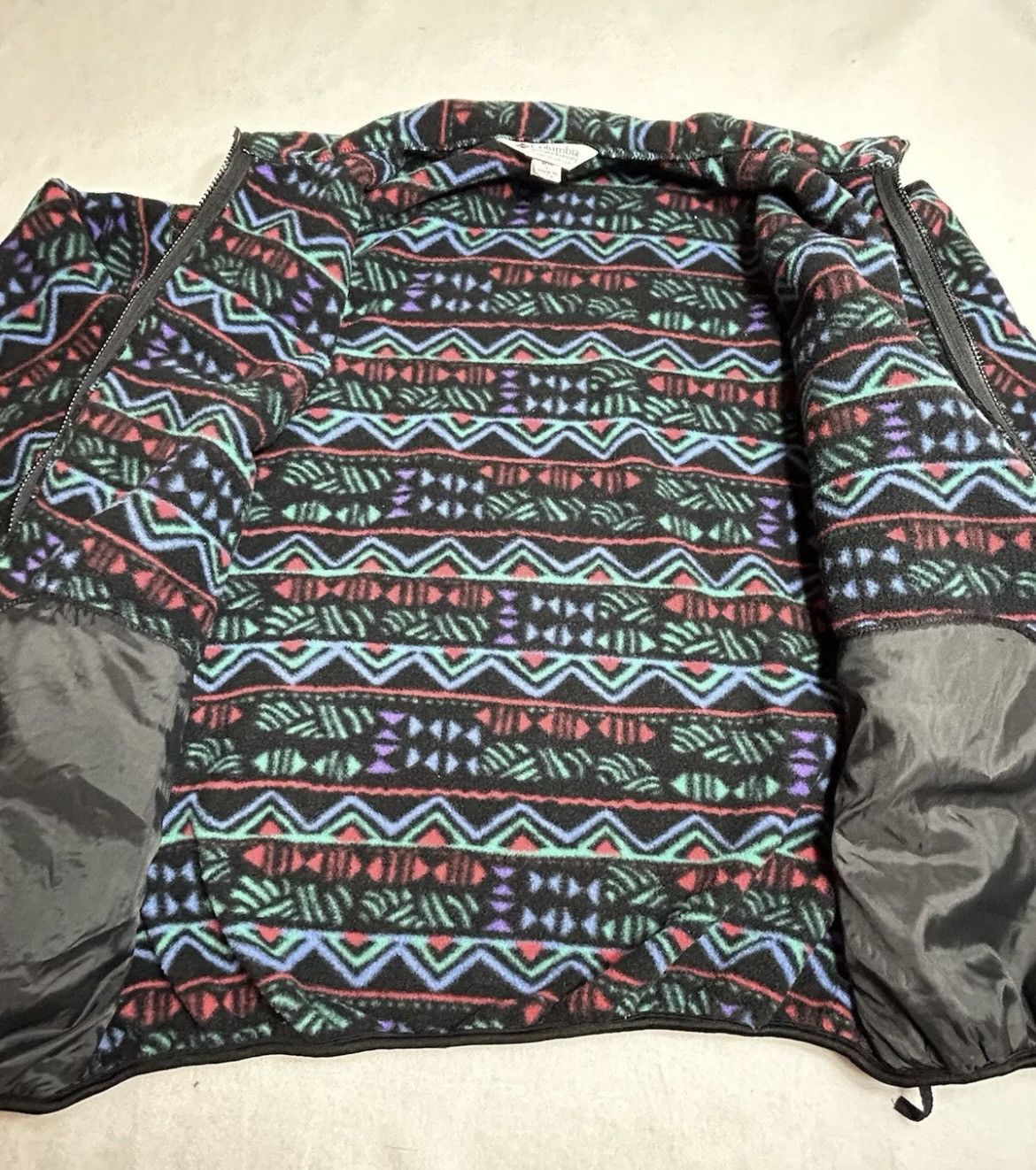 Columbia × Vintage Columbia Aztec Made in USA 1990s Size US L / EU 52-54 / 3 - 6 Thumbnail