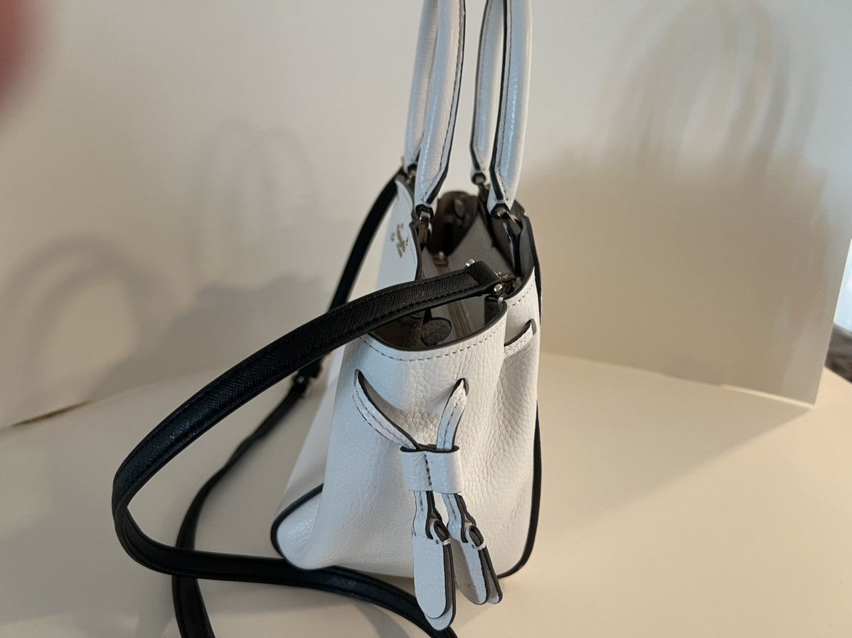 Kate Spade *** NEW*** Kate Spade White Tegan Satchel Leather Crossbody Size ONE SIZE - 4 Thumbnail