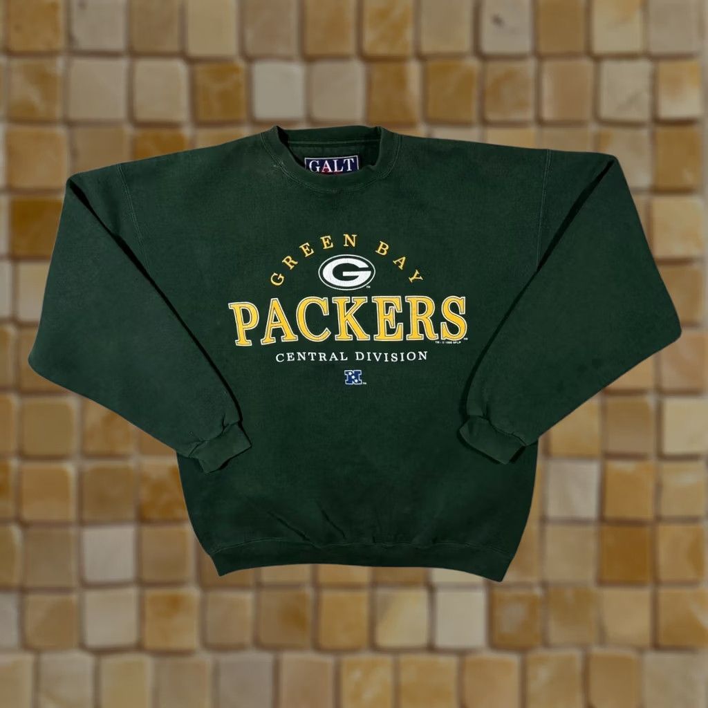 NFL VINTAGE Galt Sand 1996 NFL Green Bay Packers Football Graphic Green Sweatshirt XL Large Mens Pullover Sweatshirt Green Logo USA Football Decade 90s Size US L / EU 52-54 / 3 - 1 Thumbnail
