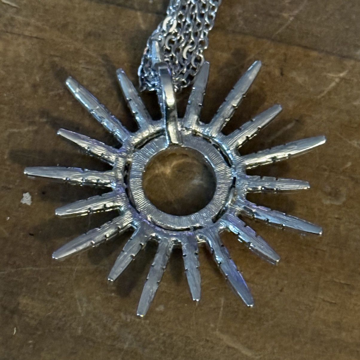 Other Silver tone AB sunburst pendant necklace Size ONE SIZE - 5 Thumbnail