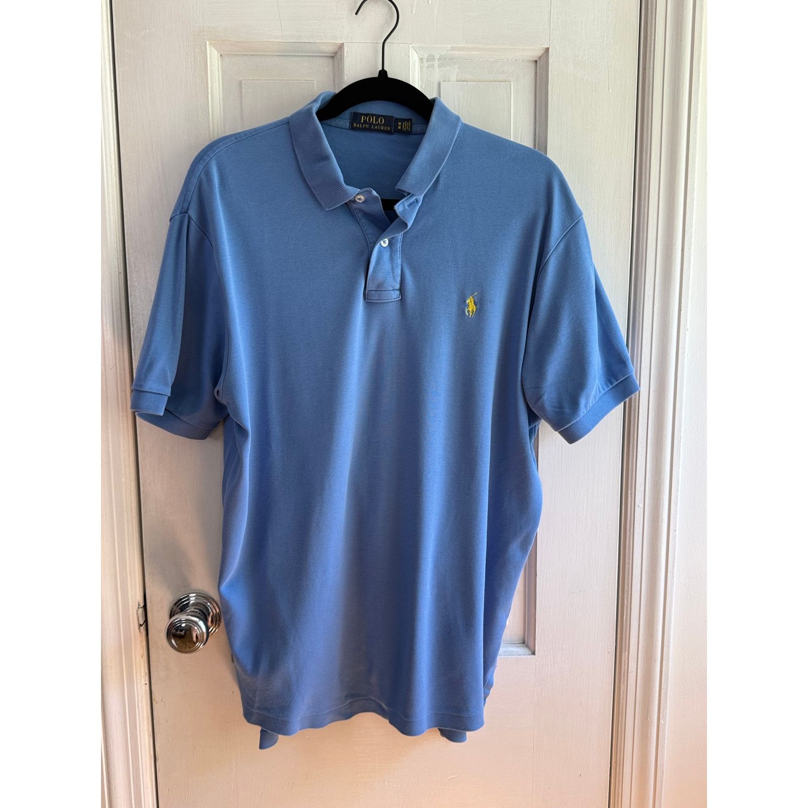Polo Ralph Lauren Polo Ralph Lauren Light Blue Polo Shirt Men's Gold Pony Med Size US M / EU 48-50 / 2 - 1 Thumbnail