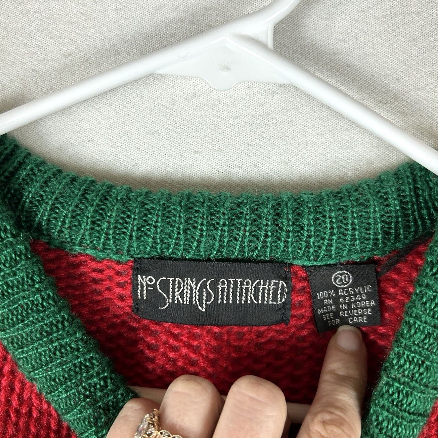 Vintage No Strings Attached Ugly Christmas Sweater Women Medium Red Christmas Holiday Pullover Crew Neck Knit Knitwear Sweater Women M Red Christmas Holiday Size M / US 6-8 / IT 42-44 - 3 Thumbnail