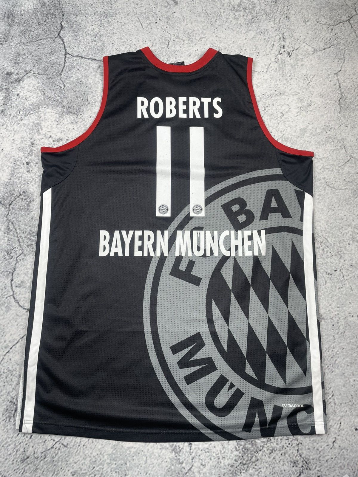 Adidas Adidas XL – Bayern Munich #11 Roberts NBA Jersey Size US XL / EU 56 / 4 - 2 Thumbnail