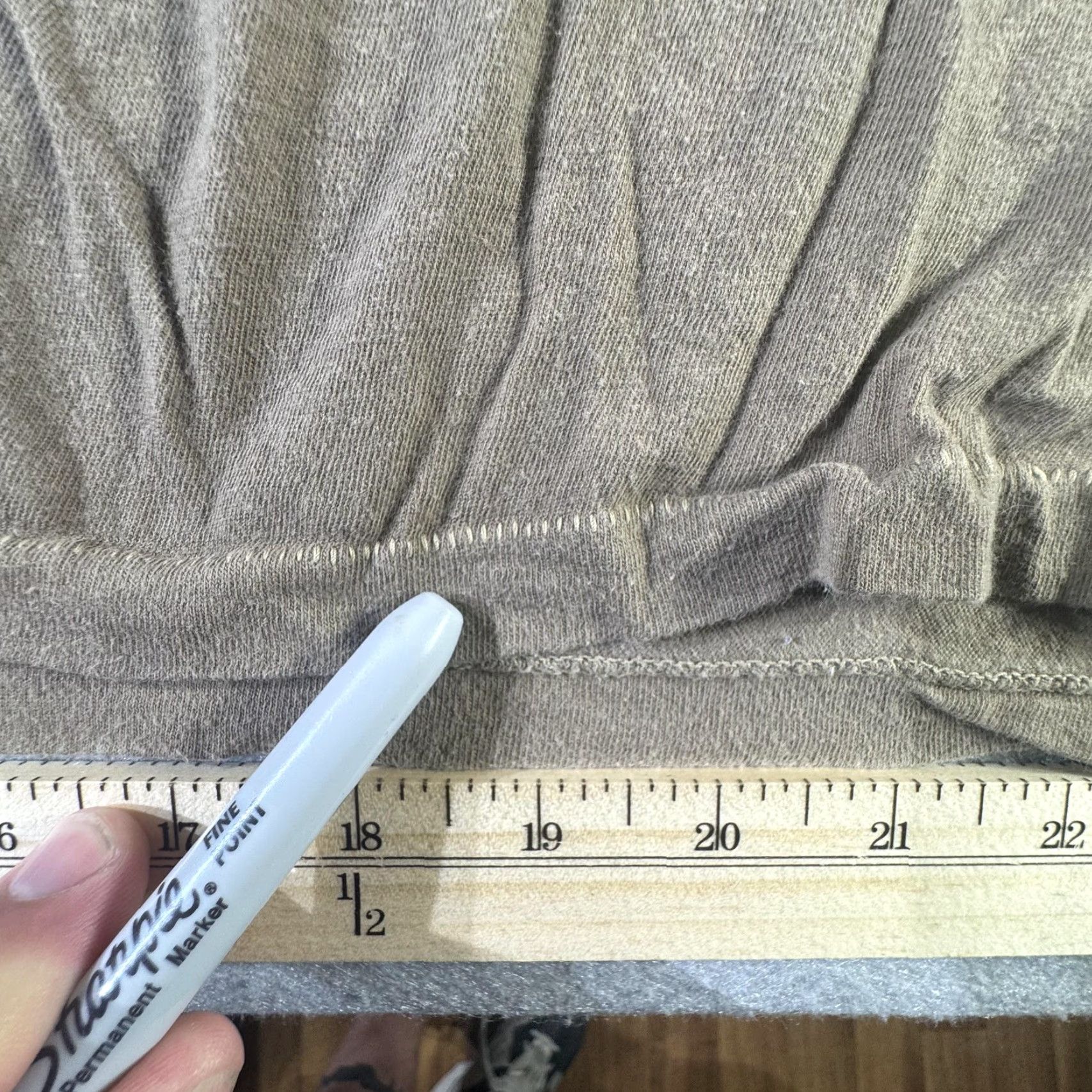 Vintage Brown T-Shirt Mens Large Short Sleeve Crewneck Casual Lightweight Soft Tee Size US L / EU 52-54 / 3 - 7 Thumbnail