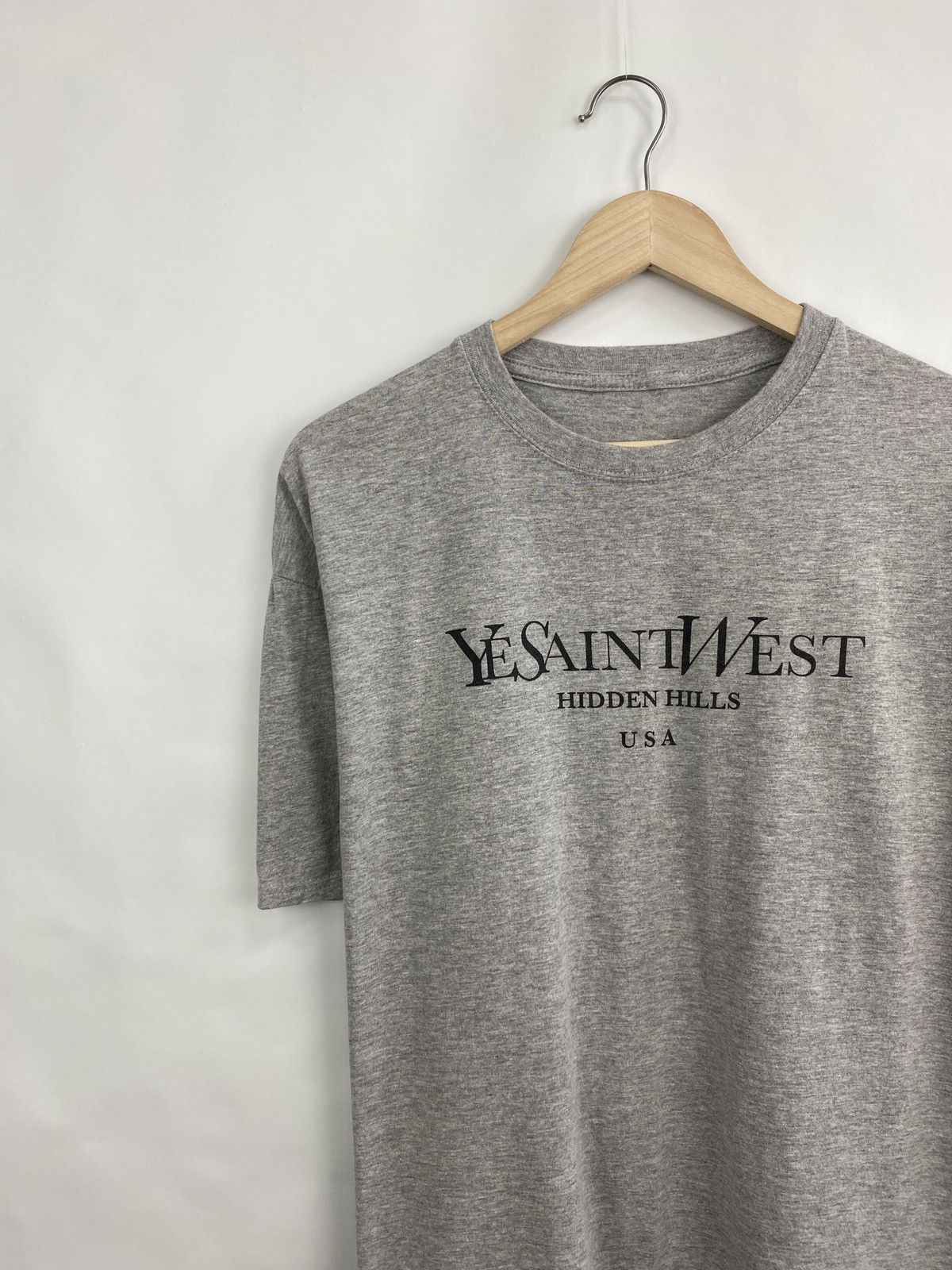 4GSELLER Ye Saint West Hidden Hills USA Kanye West Print logo Size US L / EU 52-54 / 3 - 2 Thumbnail