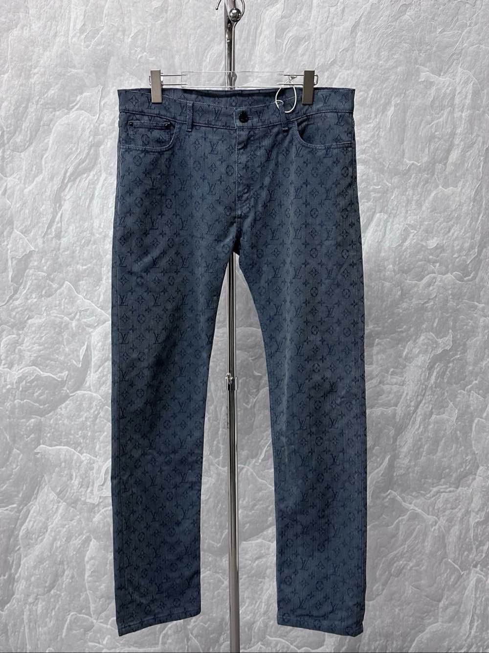 Louis Vuitton LOUIS VUITTON Monogram Slim Jeans Size 30 Size US 38 / EU 54 - 1 Thumbnail