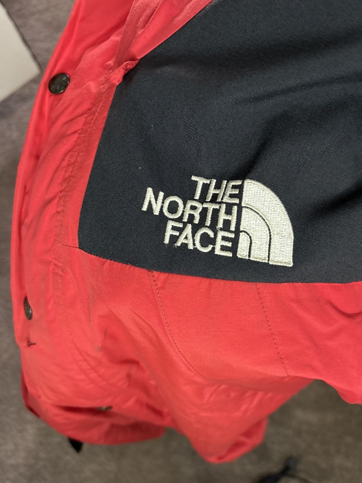 The North Face The North Face Red Gore Tex Jacket Size US M / EU 48-50 / 2 - 3 Thumbnail
