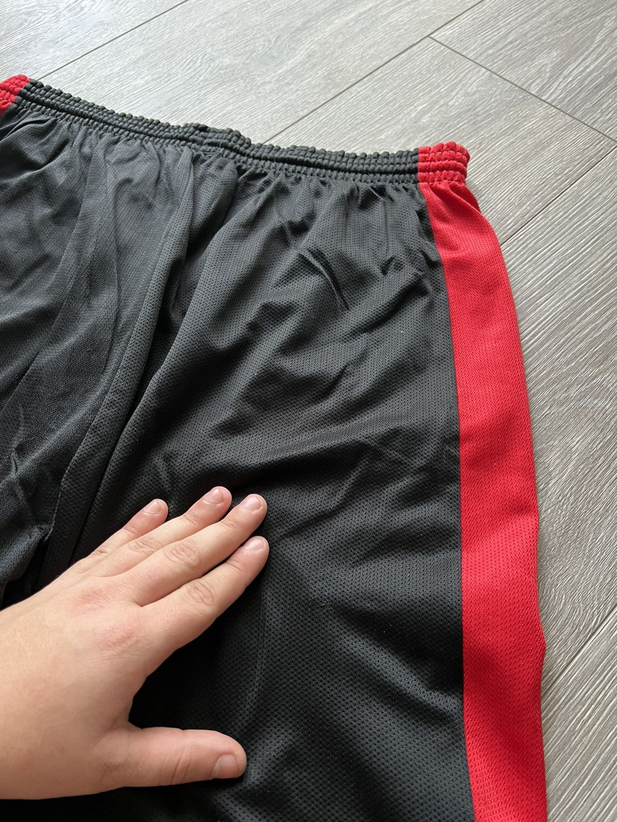 Champion × NBA × Vintage VINTAGE MIAMI HEAT NBA BASKETBALL SHORTS CHAMPION Size US 32 / EU 48 - 13 Thumbnail