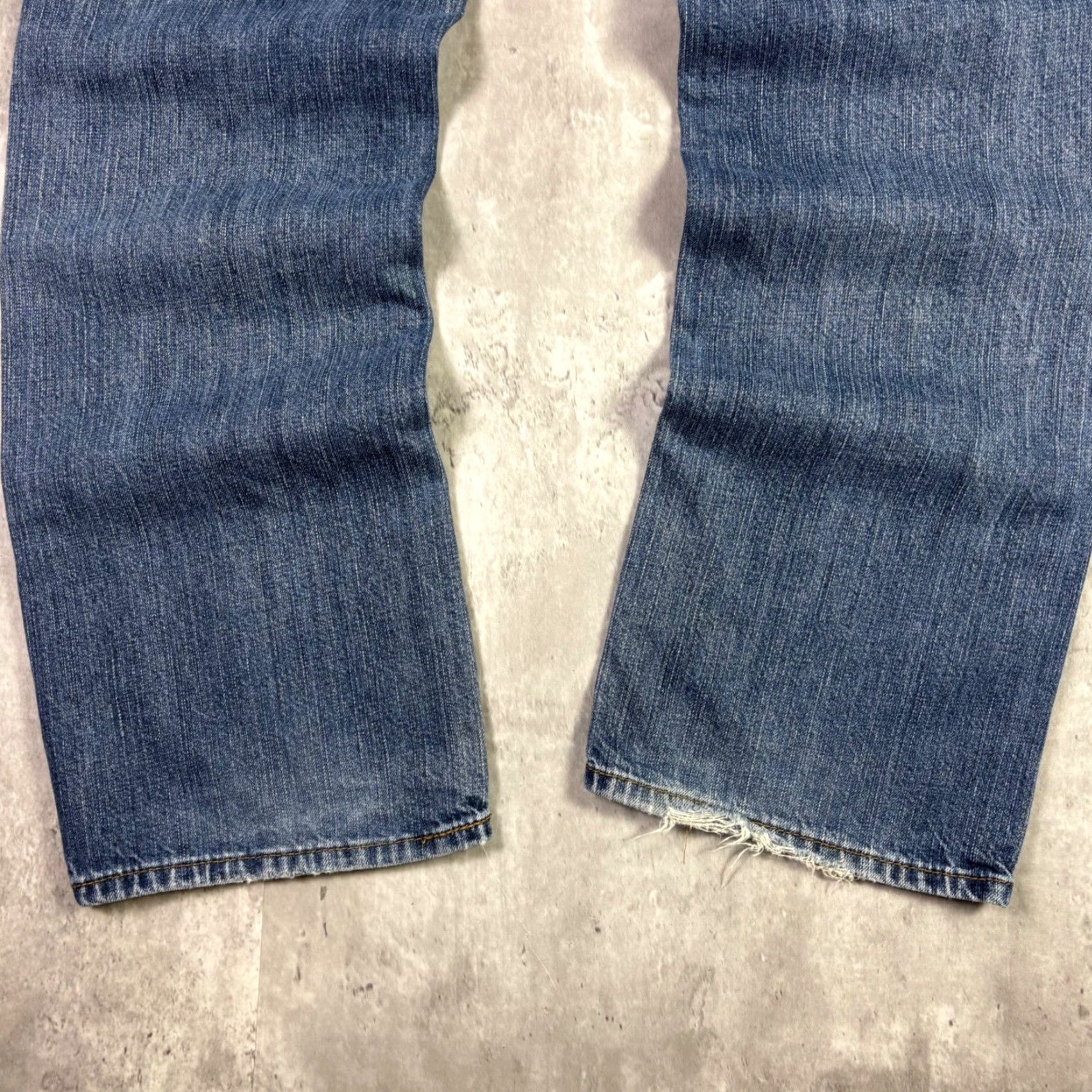 Denime Levi Strauss Levi's 559 Jeans Mens 34x32 Blue Denim Vintage Straight Leg Relaxed Fit 5-Pocket Distressed Cotton Regular Rise Mid No N/A Size US 34 / EU 50 - 6 Thumbnail