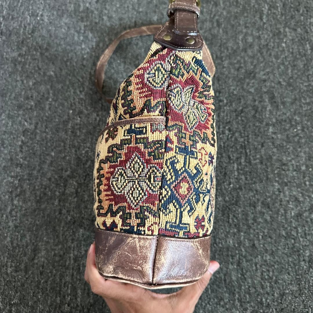 L.L. Bean Vintage Rare L L Bean Tapestry Leather Trim Crossbody Bag Size ONE SIZE - 4 Thumbnail