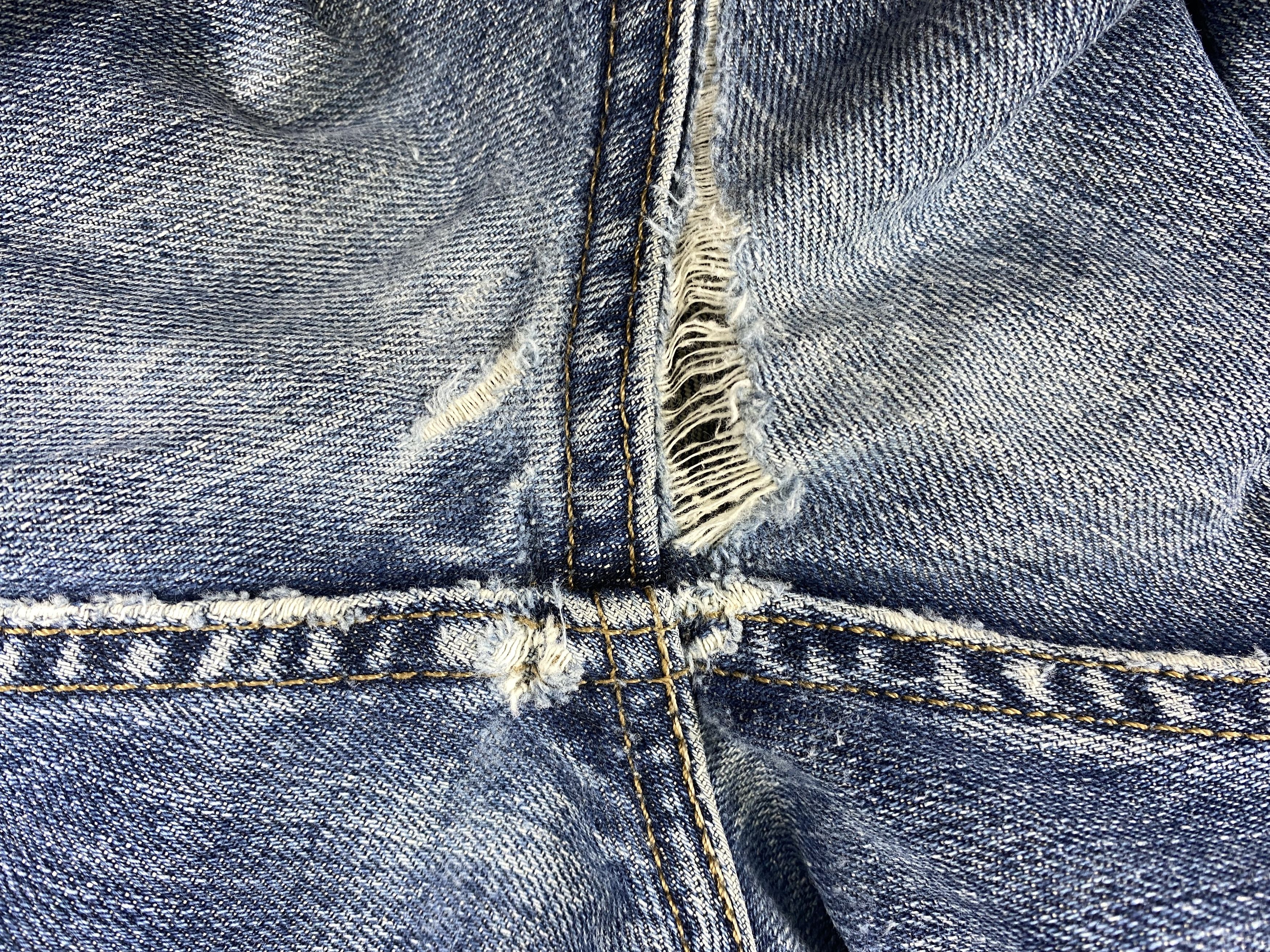Levi's Distressed Blue Vintage Levi's 514 35x29 Denim -JN1711 Size US 35 - 12 Thumbnail