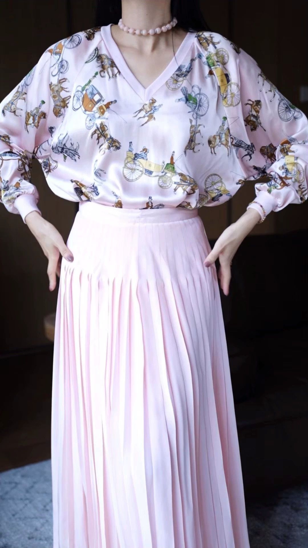 Vintage Women's USA Vintage Silk Printed Pleated Skirt Set Size ONE SIZE - 1 Thumbnail