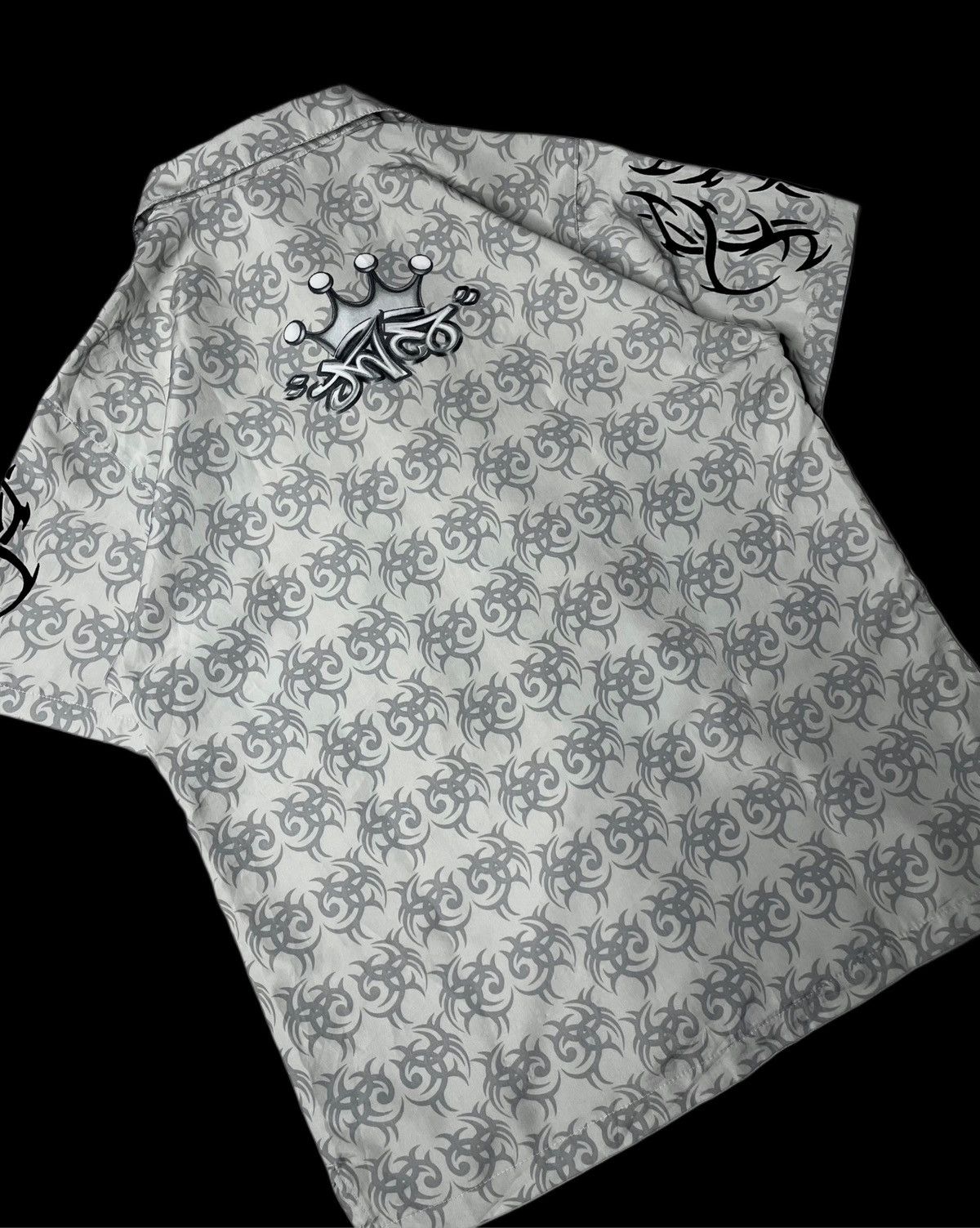 JNCO JNCO TRIBAL DRAGON Y2K AOP - JNCO SHIRT - JNCO JEANS Size US M / EU 48-50 / 2 - 5 Thumbnail