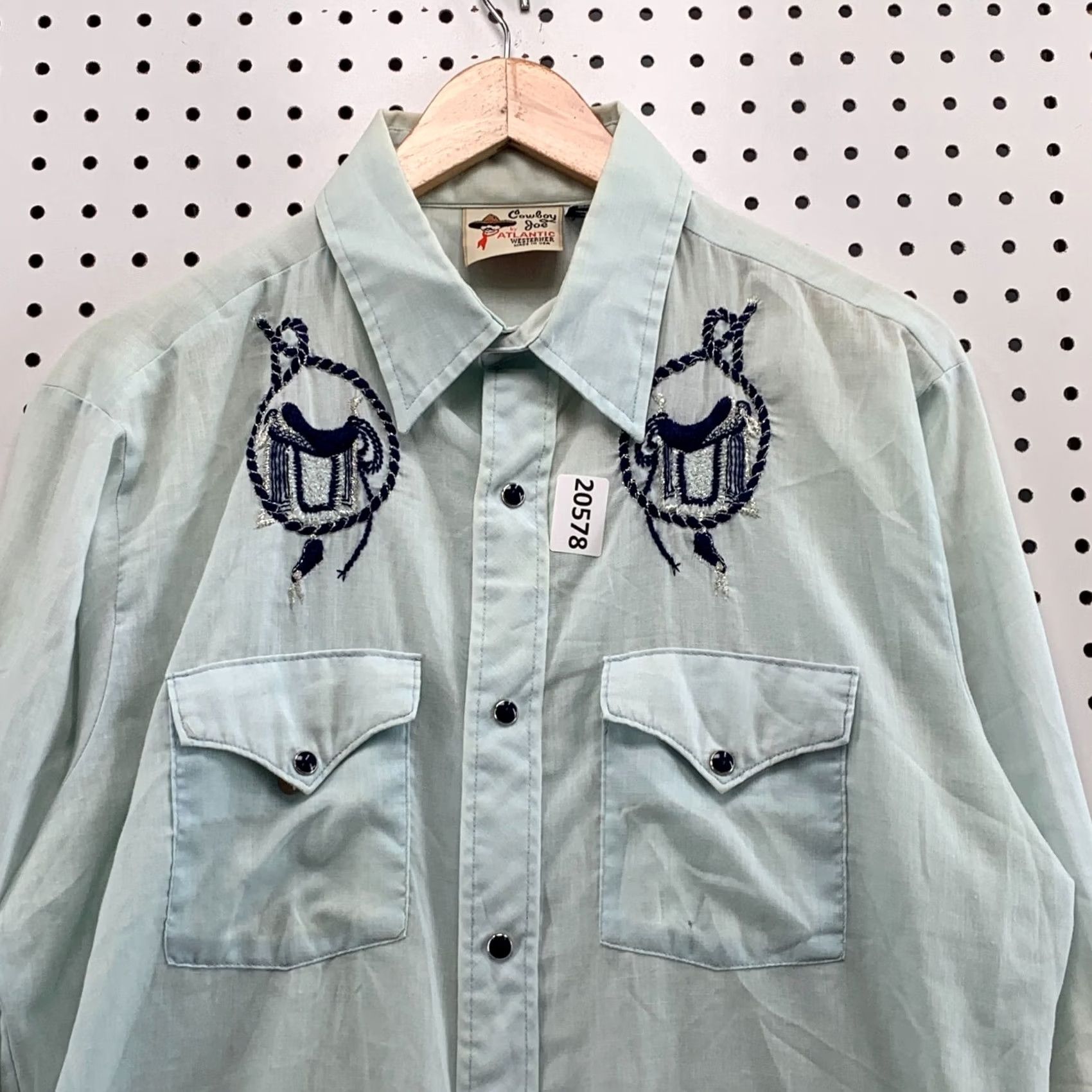 Vintage VINTAGE Cowboy Joe By Atlantic Mens Shirt Long Sleeve Pearl Snap Blue Large 23x30 Long Sleeve Pearl Snap Cowboy Western Mens Regular Shirt Blue 23x30 Size US L / EU 52-54 / 3 - 2 Thumbnail