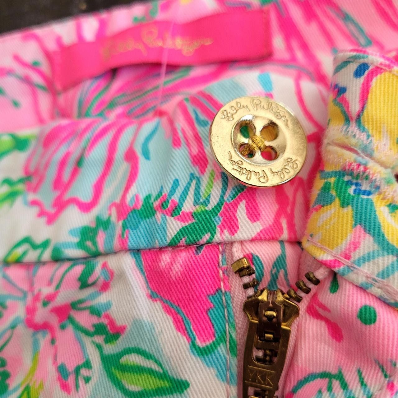 Lilly Pulitzer Lilly Pulitzer The Buttercup Short Size 25" / US 0 / IT 36 - 4 Thumbnail