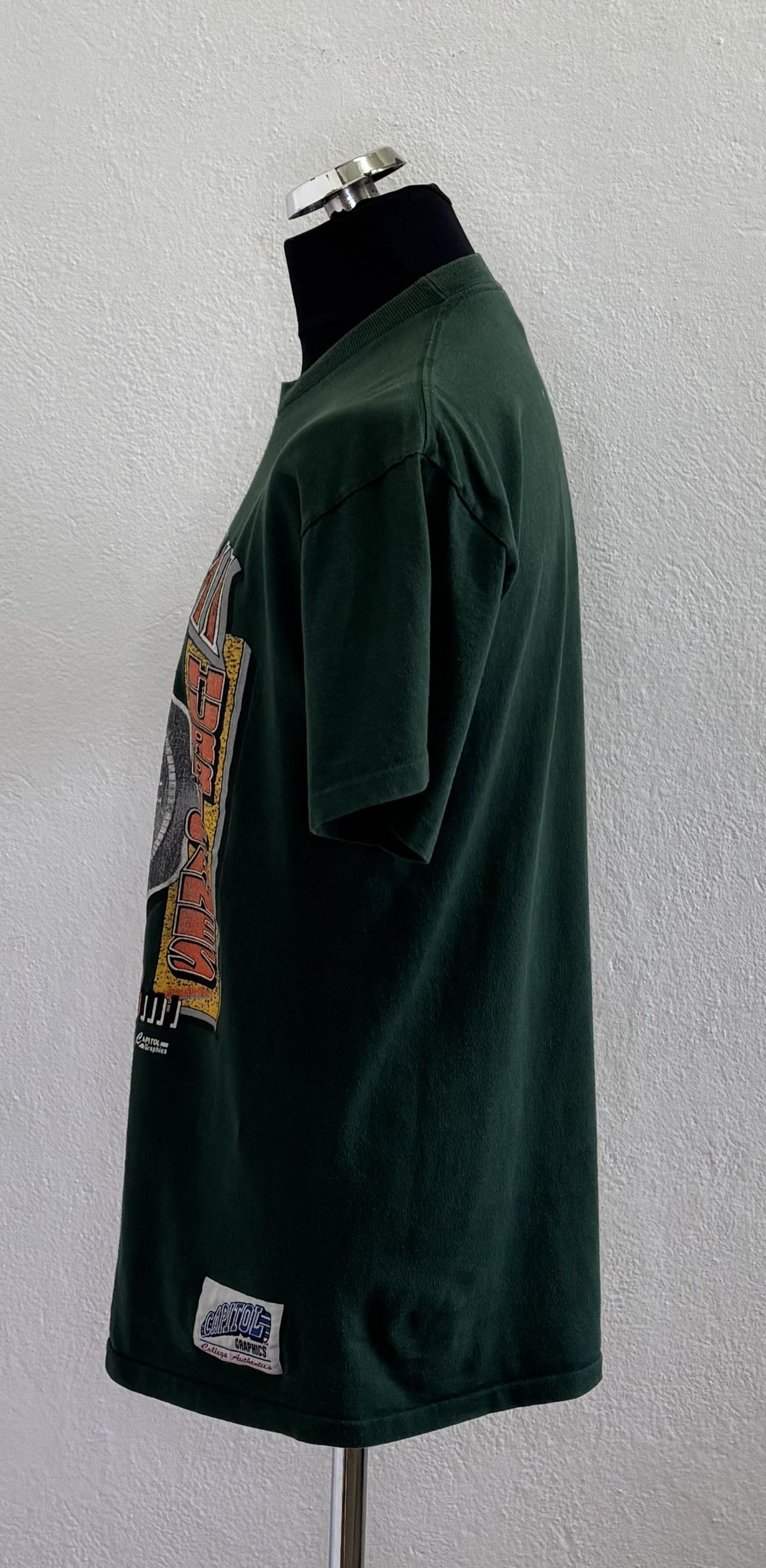 Vintage Miami Hurricanes Capitol Graphic T-Shirt vintage 90s size. L Size US L / EU 52-54 / 3 - 3 Thumbnail