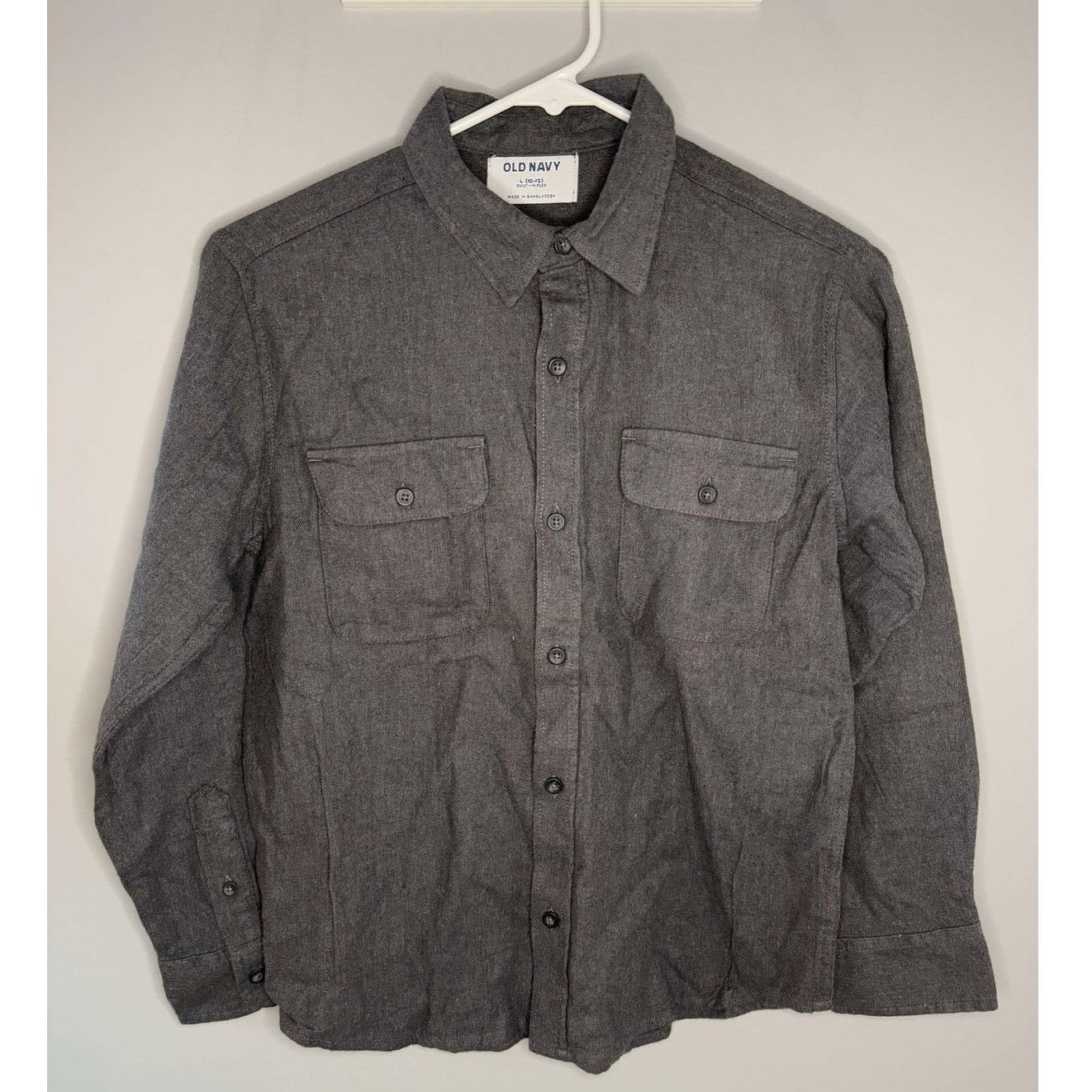 Old Navy NWT Old Navy Built-In Flex Button-Up Shirt Gray L/10-12 Size US L / EU 52-54 / 3 - 1 Thumbnail