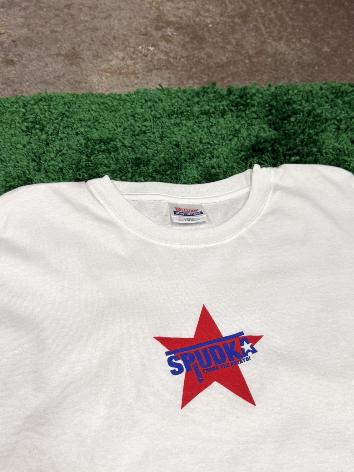 Vintage Spudka Vodka Liquor Star y2k Hanes Heavyweight Potato Tee XL Size US XL / EU 56 / 4 - 6 Thumbnail