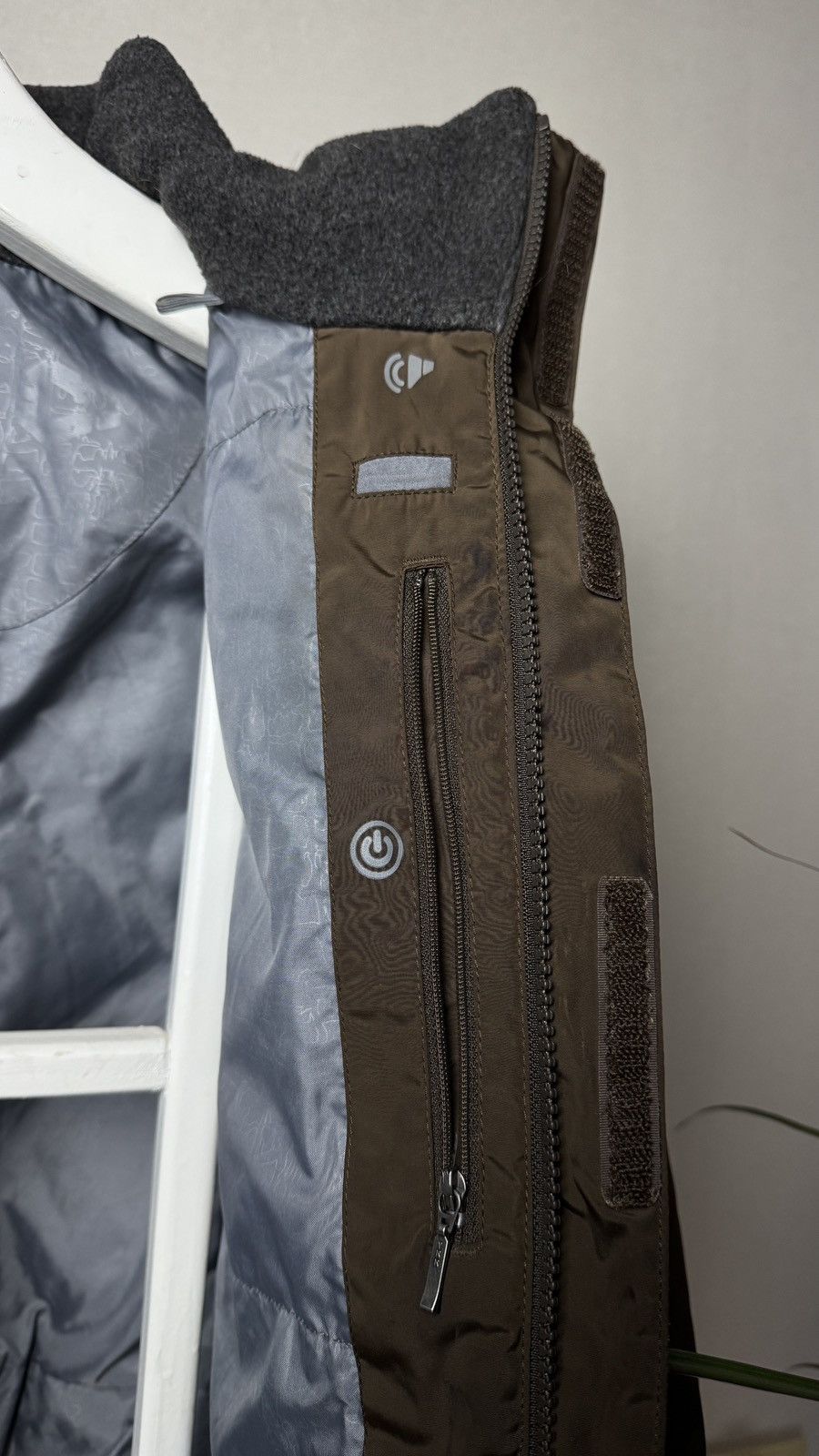 Japanese Brand The North Face 600 Fur Down Puffer Bomber Jacket SKIMS vibe Size US M / EU 48-50 / 2 - 12 Thumbnail