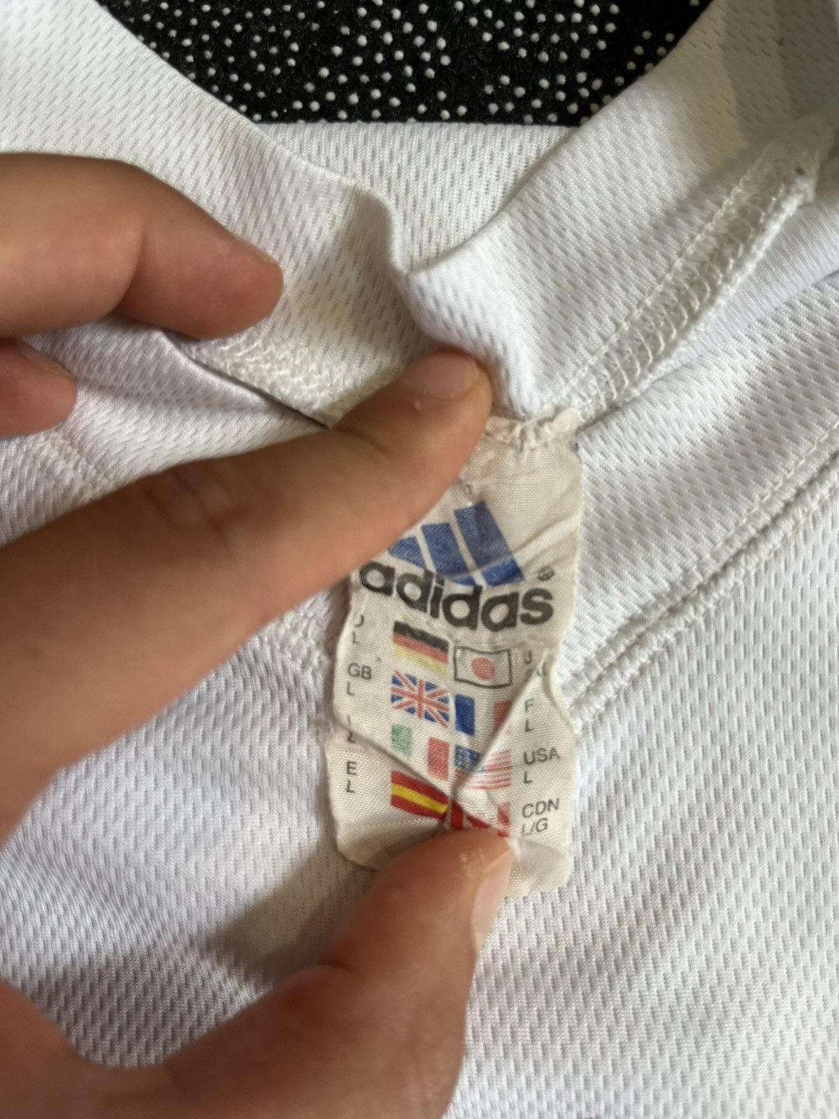 Adidas Adidas T-shirt | Commemorative 2001 | Size L Size US L / EU 52-54 / 3 - 6 Thumbnail