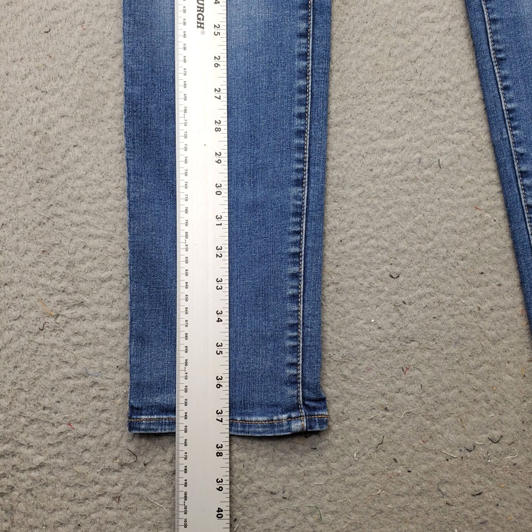 Levi's Levi's Skinny Jeans Women 14 Blue Denim Mid Rise Classic Fit 5-Pocket Denim Jeans Women's Size 14 Blue Size 36" / US 14 / IT 50 - 3 Thumbnail