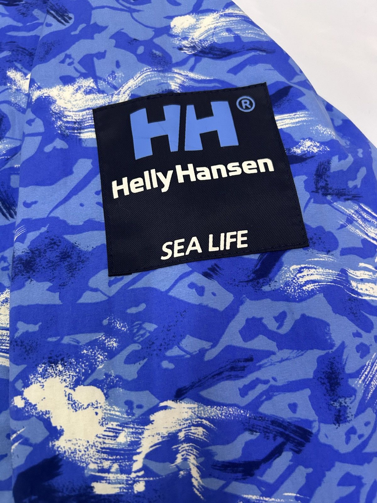 Helly Hansen × Urban Outfitters × Vintage Vintage HELLY HANSEN "Sea Life" All Over Print Jacket Size US M / EU 48-50 / 2 - 9 Thumbnail