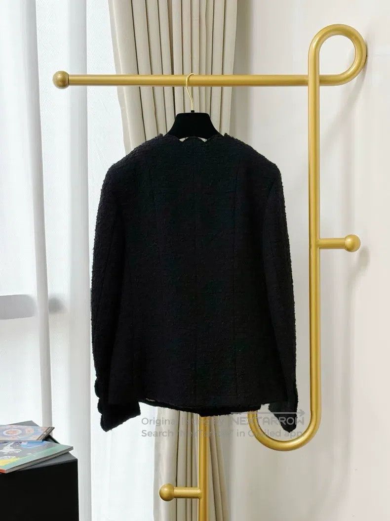 Chanel Chanel 20K Equestrian Series Black Wave Edge Tweed Gold Bu Size XS / US 0-2 / IT 36-38 - 3 Thumbnail