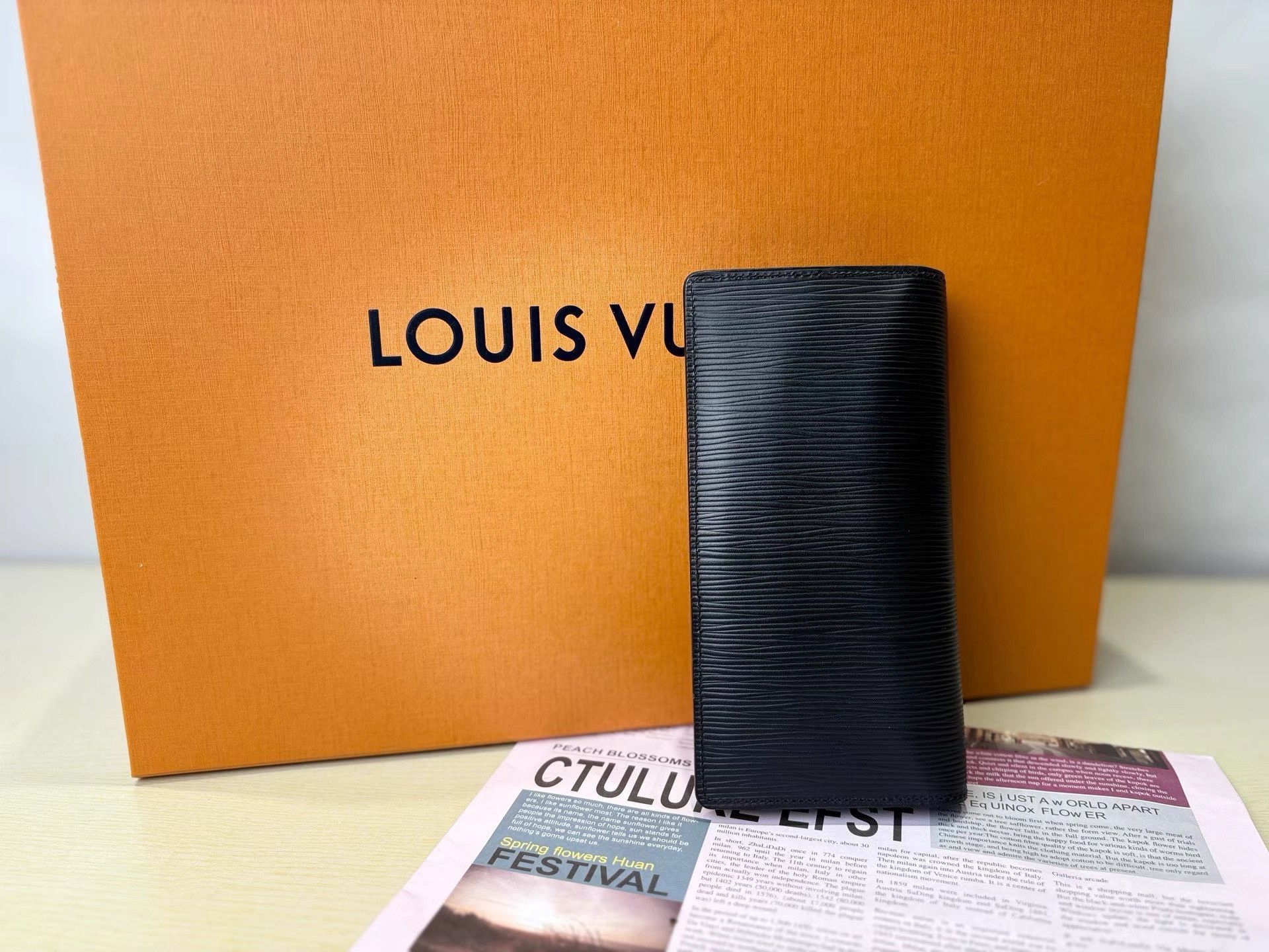 Louis Vuitton Louis Vuitton Black Epi Leather Bi-fold Long Coin Wallet K36 Size ONE SIZE - 2 Thumbnail