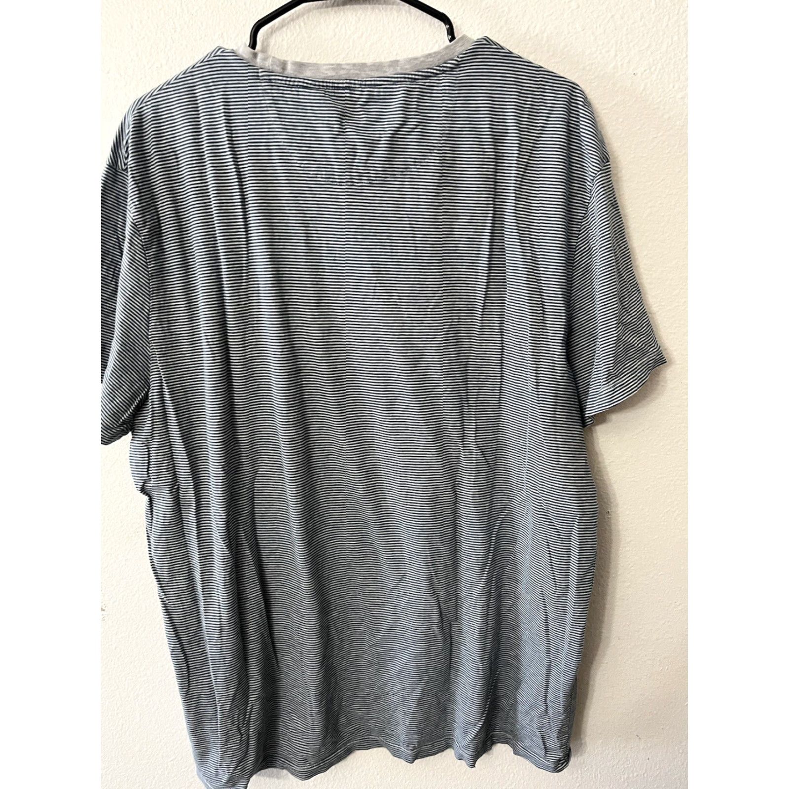 Calvin Klein Calvin Klein Men’s Crew Neck T-Shirt Blue & Gray Striped 2XL Shirt Crew Neck Mens Blue Striped 2XL Calvin Klein Liquid Touch Size US XXL / EU 58 / 5 - 3 Thumbnail