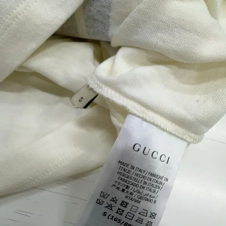 Gucci Gucci Strawberry Graphic Cotton T-Shirt for Women-2507 Size S / US 4 / IT 40 - 3 Thumbnail